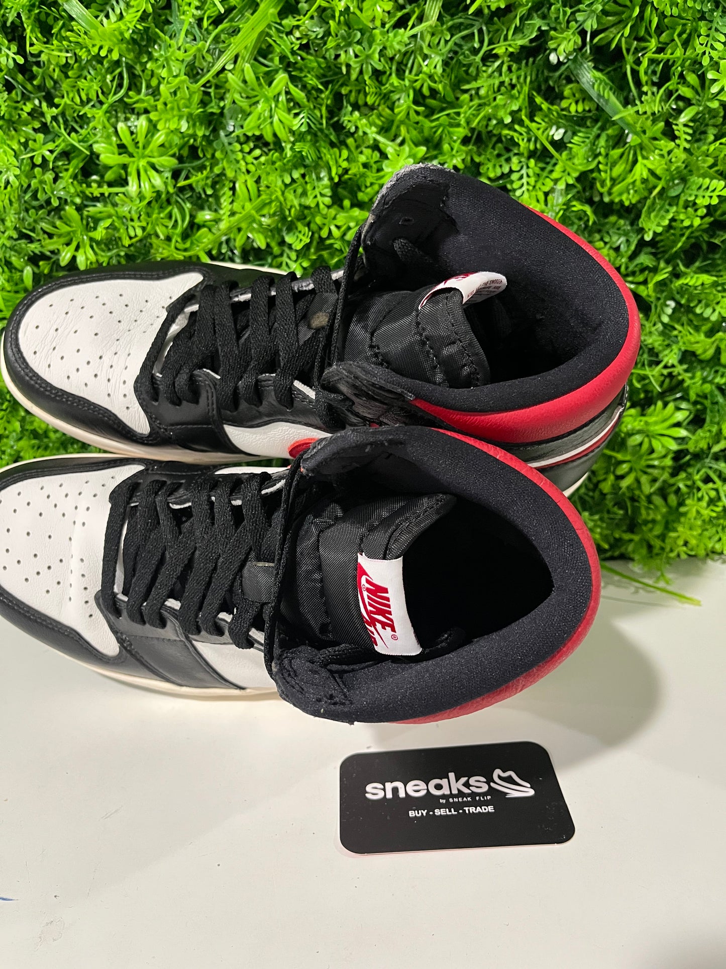 USED Air Jordan 1 Retro High OG Gym Red 555088-061 SIZE 10.5M NO BOX