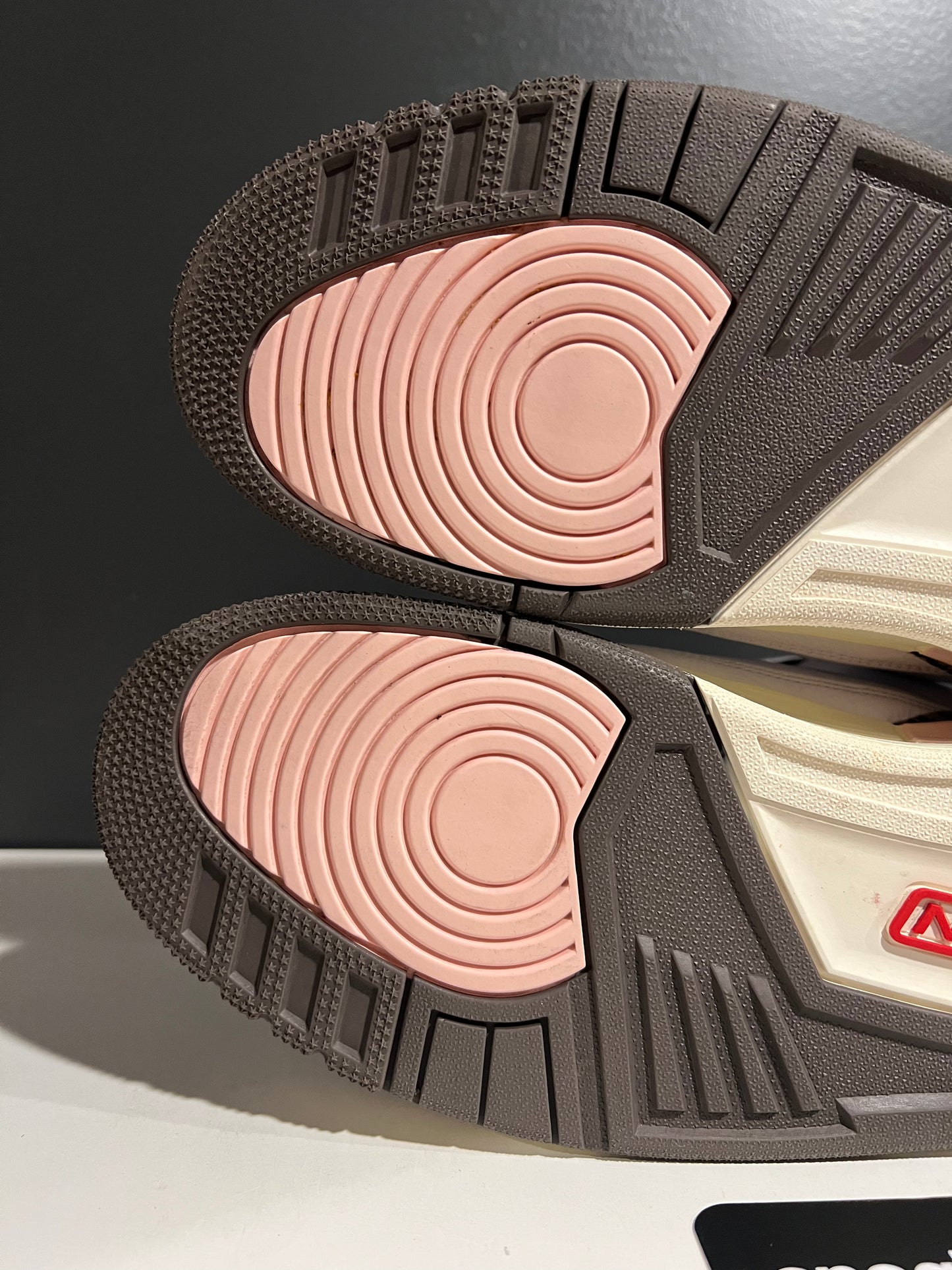 USED Wmns Air Jordan 3 Retro Neapolitan CK9246-102 SIZE 9.5M NO BOX AG25-182