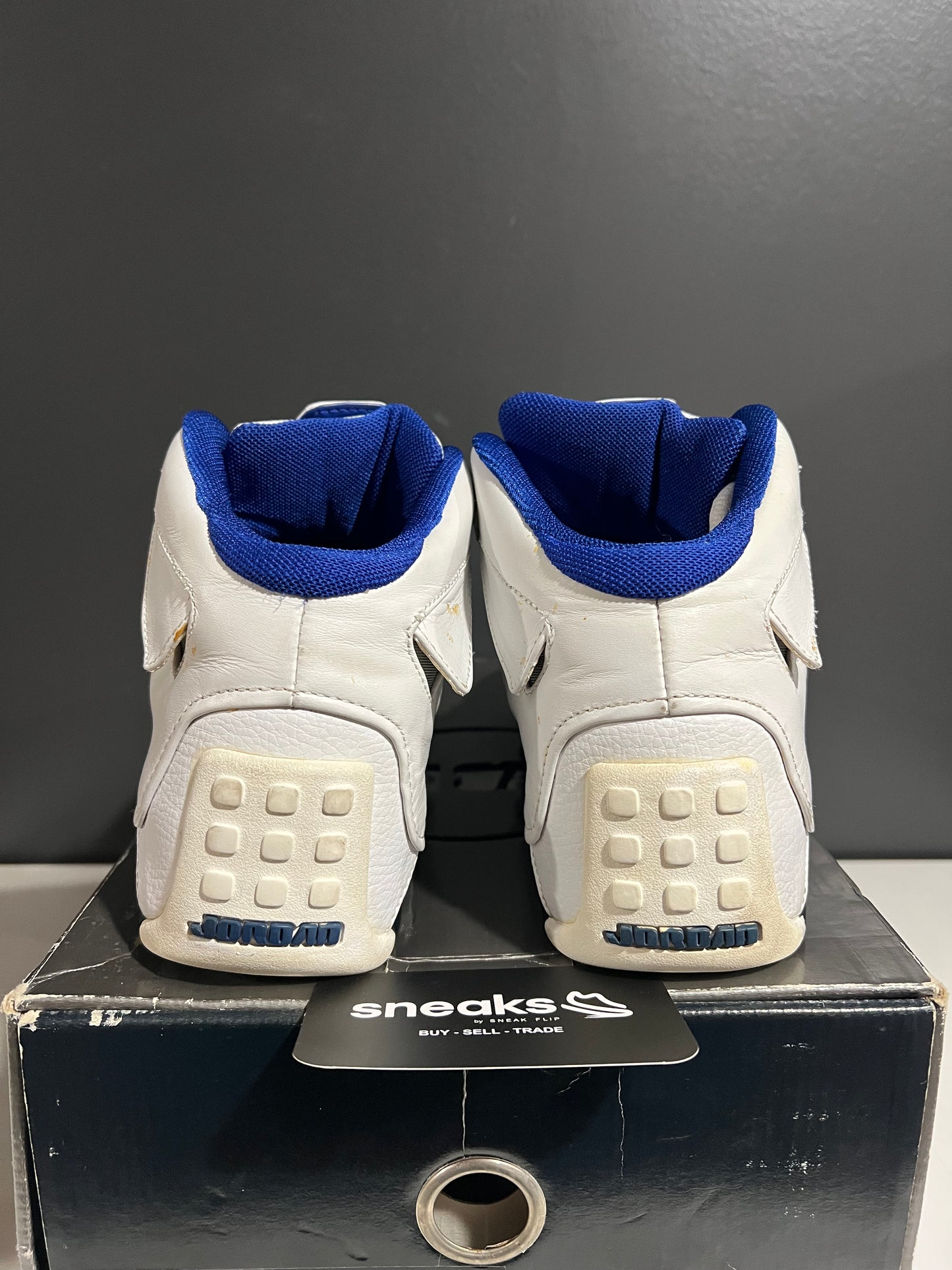 USED Air Jordan 18 OG White Sport Royal 2003 305869-101 SIZE 8M OG ALL AG25-177
