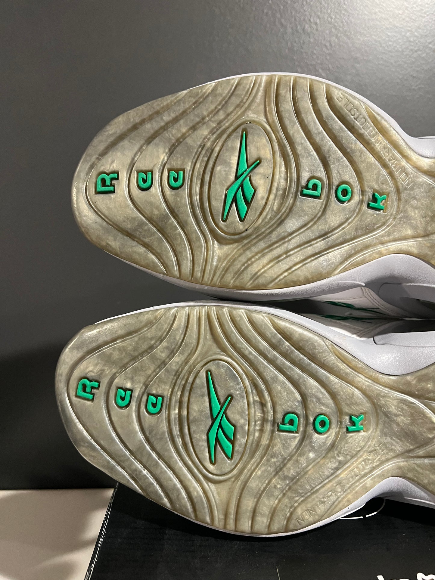 USED Question Mid Philadelphia Eagles FZ3993 SIZE 11M OG ALL AG25-287