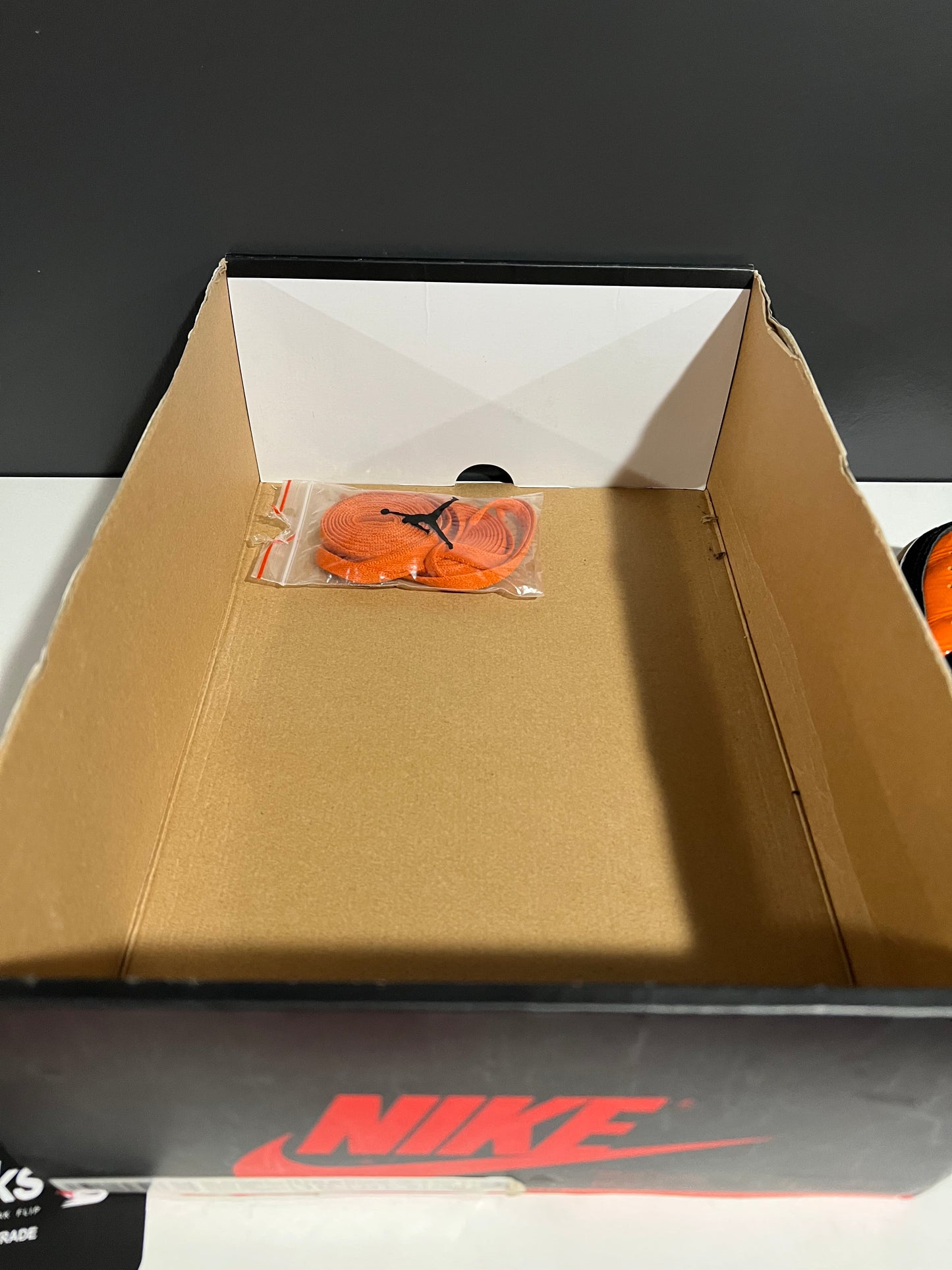 USED Air Jordan 1 Retro High OG Shattered Backboard 3.0 555088-028 SIZE 10M OG ALL JY25-253