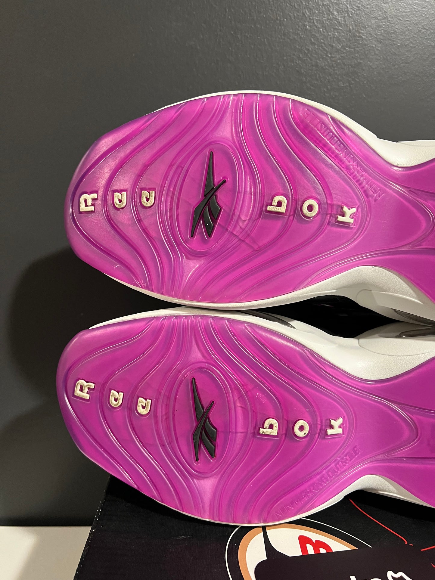 USED Question Mid Black Aubergine GX0240 SIZE 11M OG ALL JY25-192
