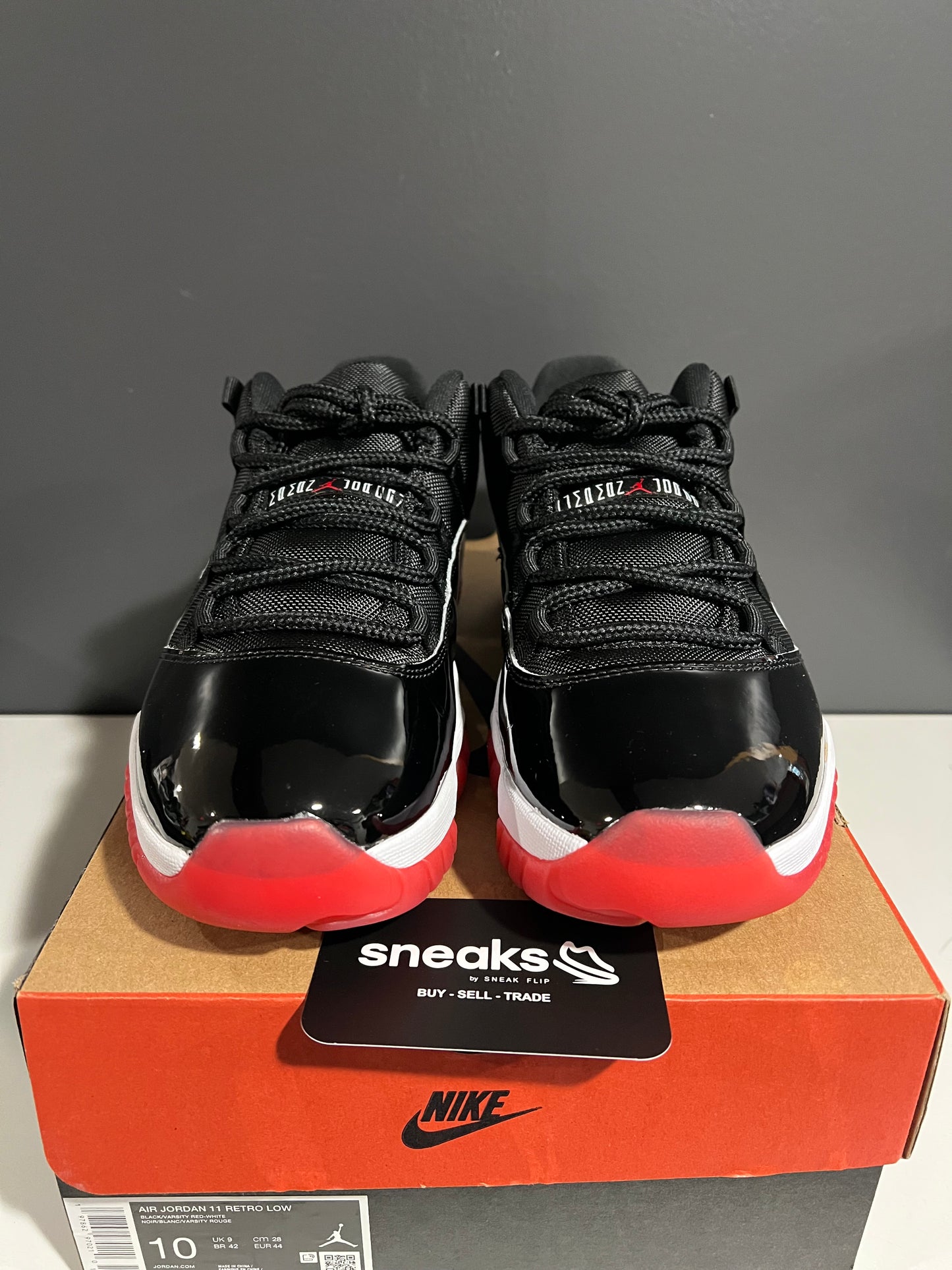 USED Air Jordan 11 Retro Low Bred 2025 FV5104-006 SIZE 10M OG ALL JY25-96