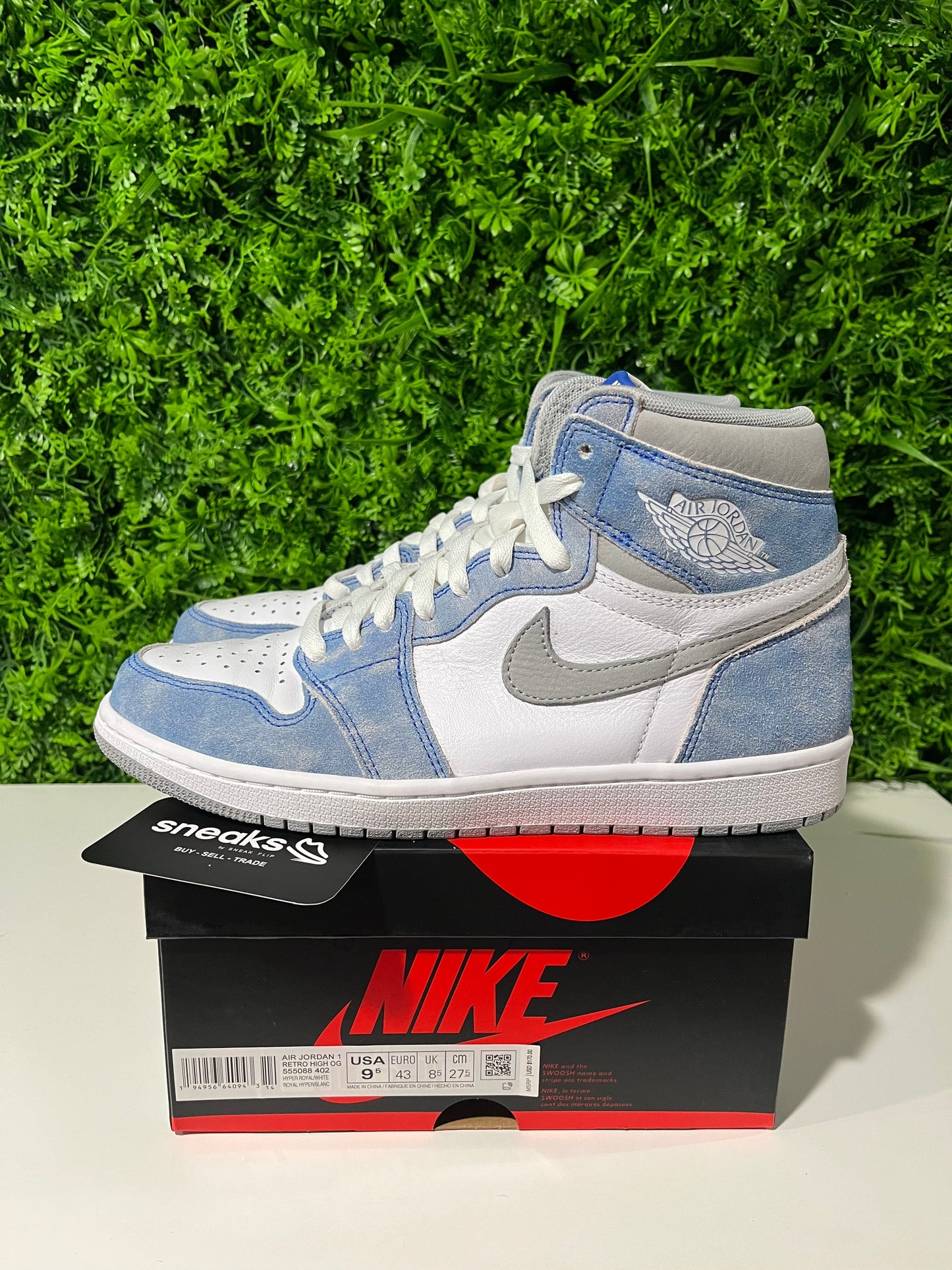 Jordan 1 Retro High Hyper Royal Smoke Grey - Used