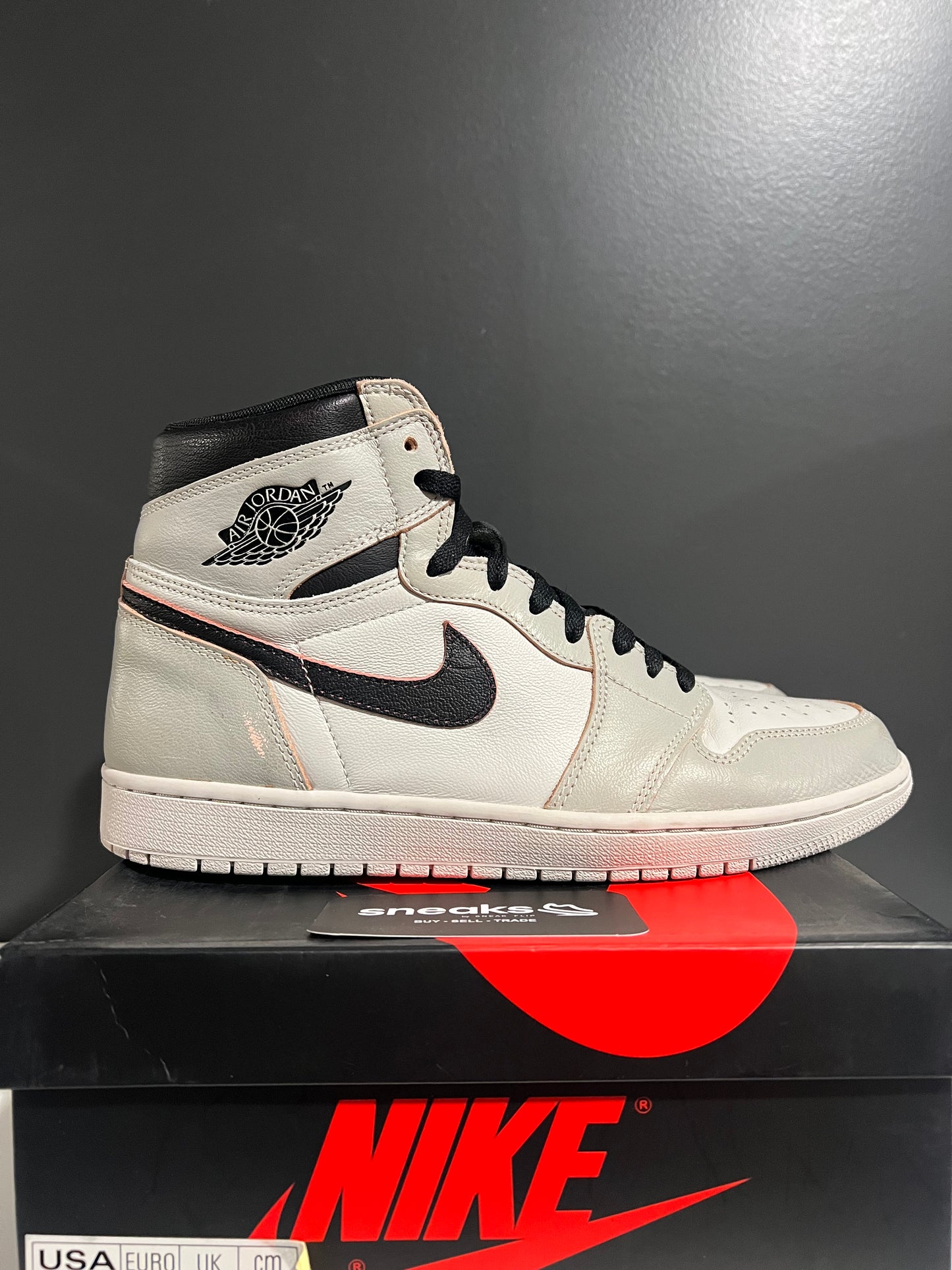 USED Air Jordan 1 Retro High SB NYC to Paris CD6578-006 SIZE 10.5M OG ALL AG25-284