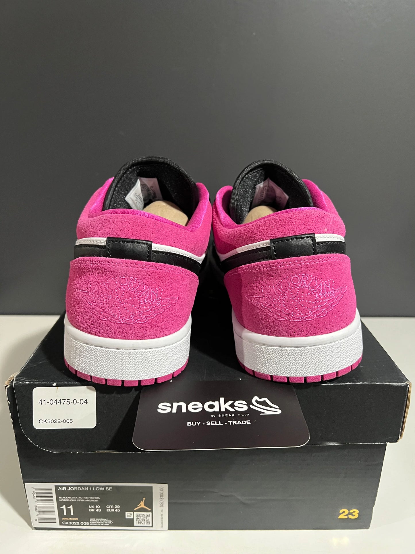 Jordan 1 Low Black Active Fuchsia - Used