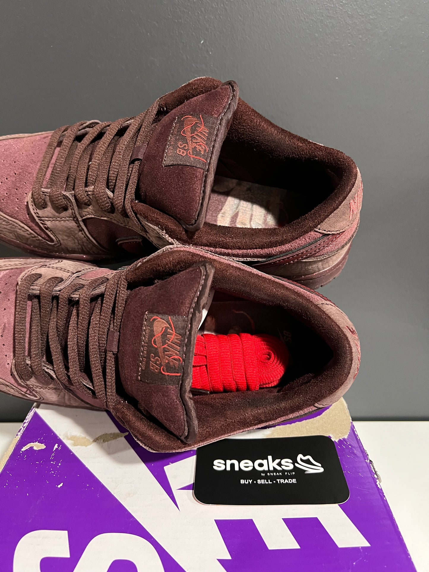 USED Dunk Low Premium SB City of Love Collection Burgundy Crush FN0619-600 SIZE 10M OG ALL AG25-360