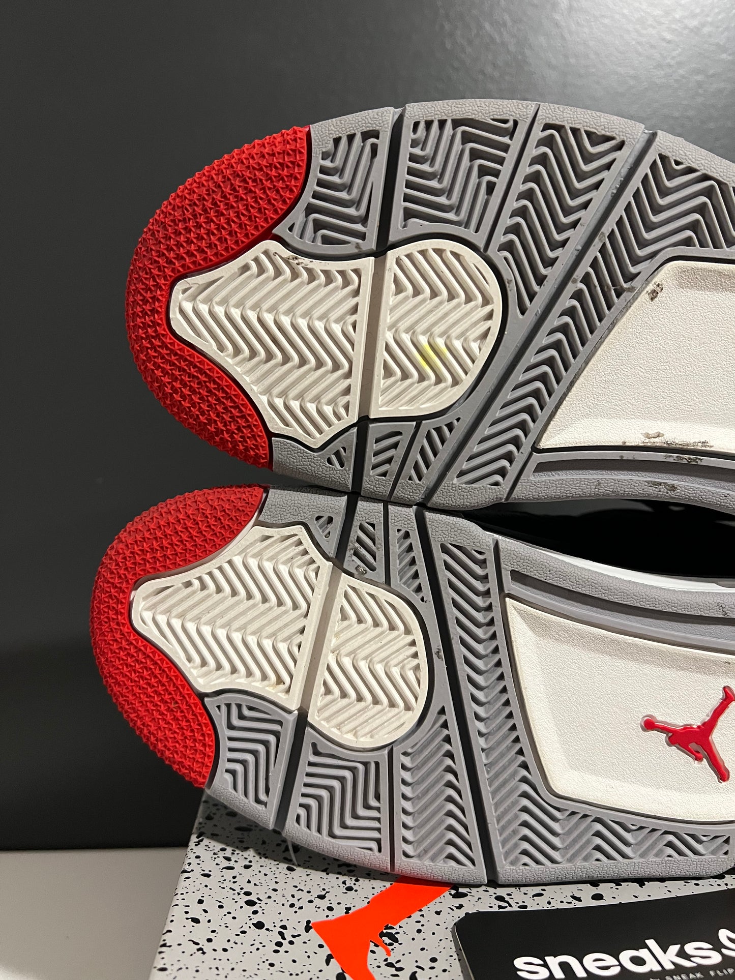 USED Air Jordan 4 Retro GS Bred Reimagined FQ8213-006 SIZE 7Y OG ALL AG25-347