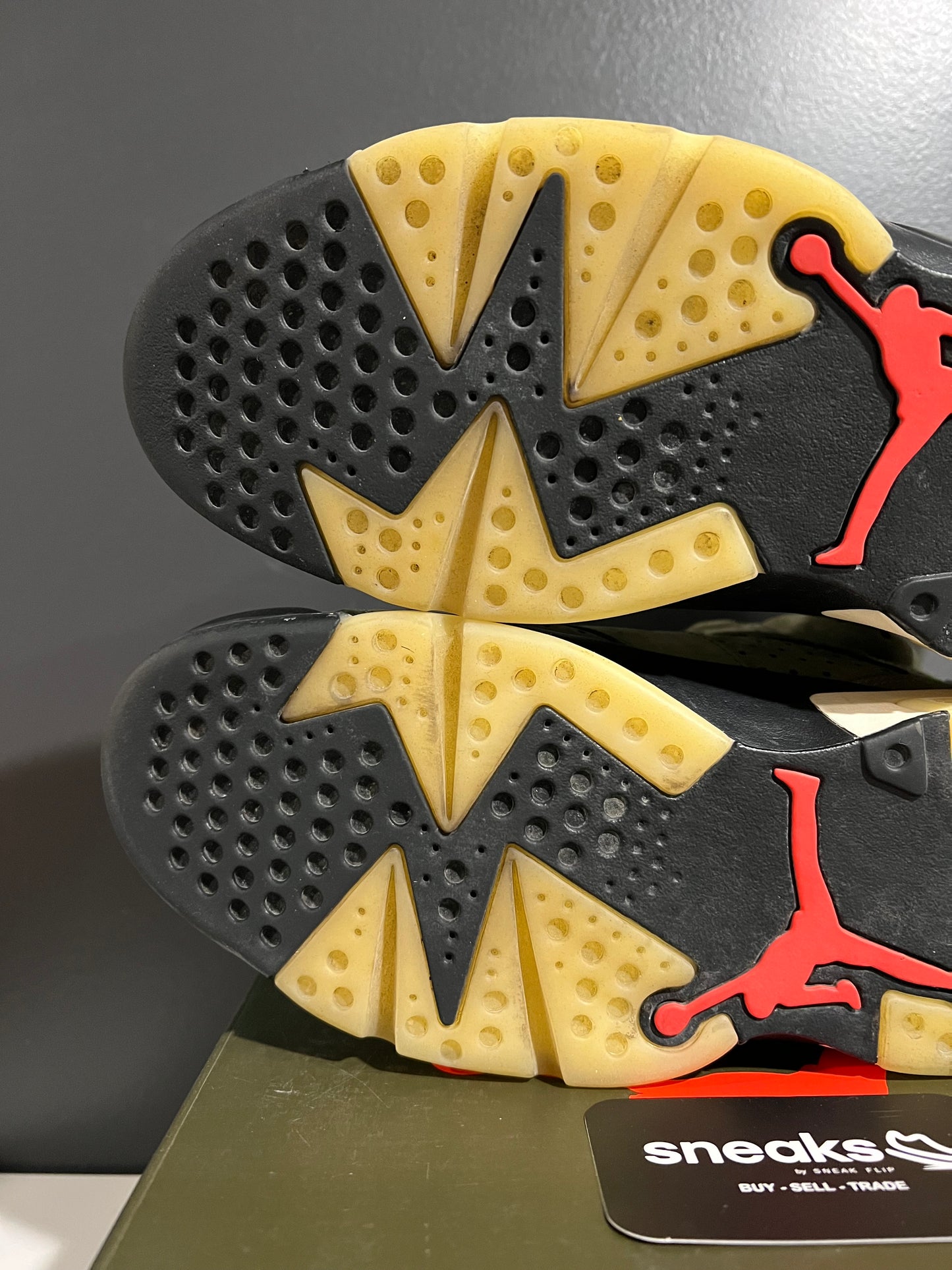 USED Travis Scott x Air Jordan 6 Retro Olive CN1084-200 SIZE 10.5M OG ALL AG25-198