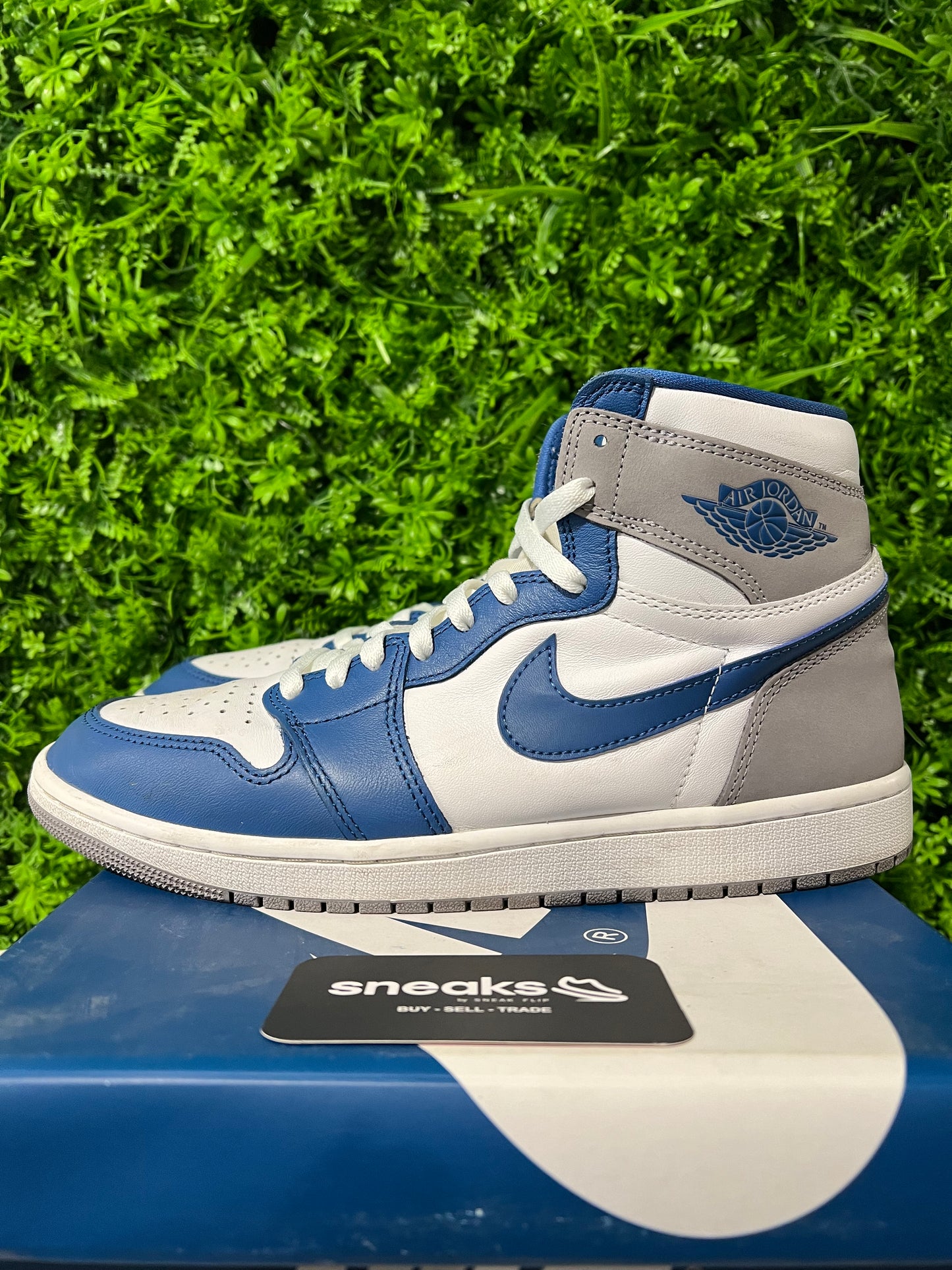 USED Air Jordan 1 Retro High OG True Blue DZ5485-410 SIZE 12W/10.5M OG ALL