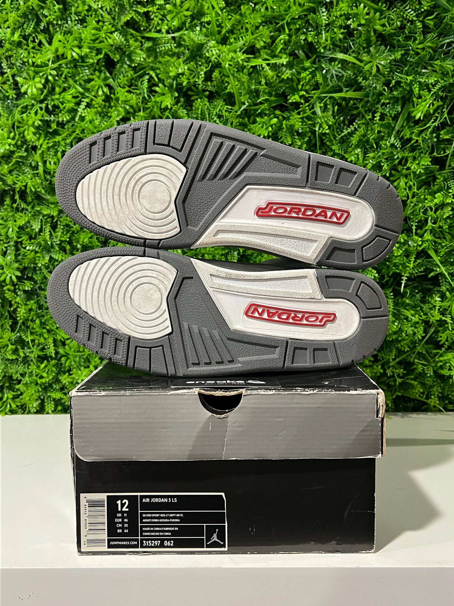 Jordan 3 Retro Cool Grey (2007) - Used