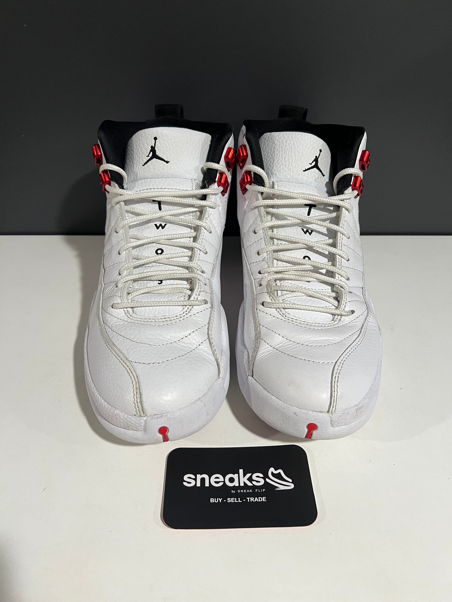 USED Air Jordan 12 Retro 'Twist' CT8013-106 SIZE 9M NO BOX AG25-255