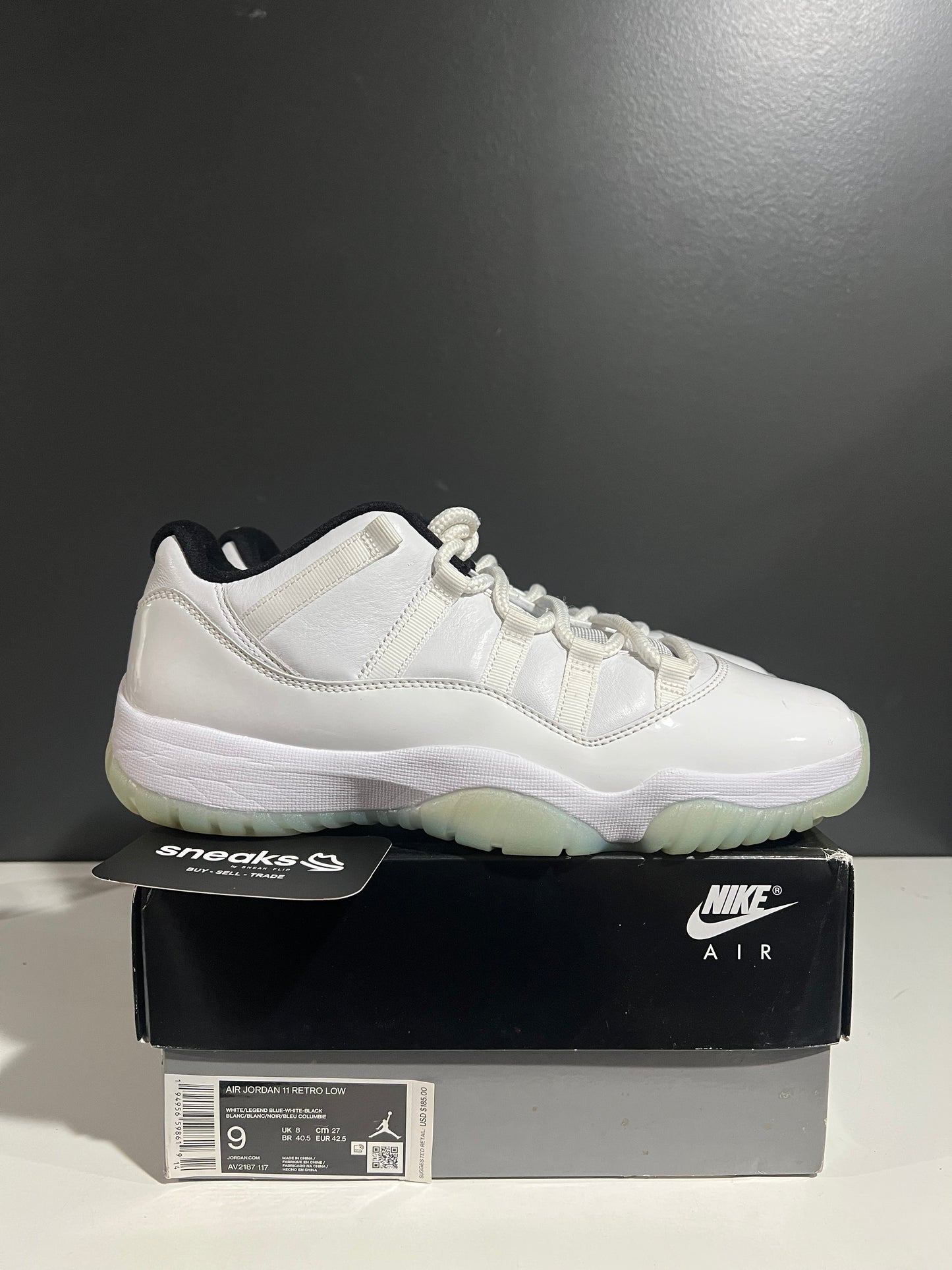 USED Air Jordan 11 Retro Low Legend Blue AV2187-117 SIZE 9M OG ALL AG25-317