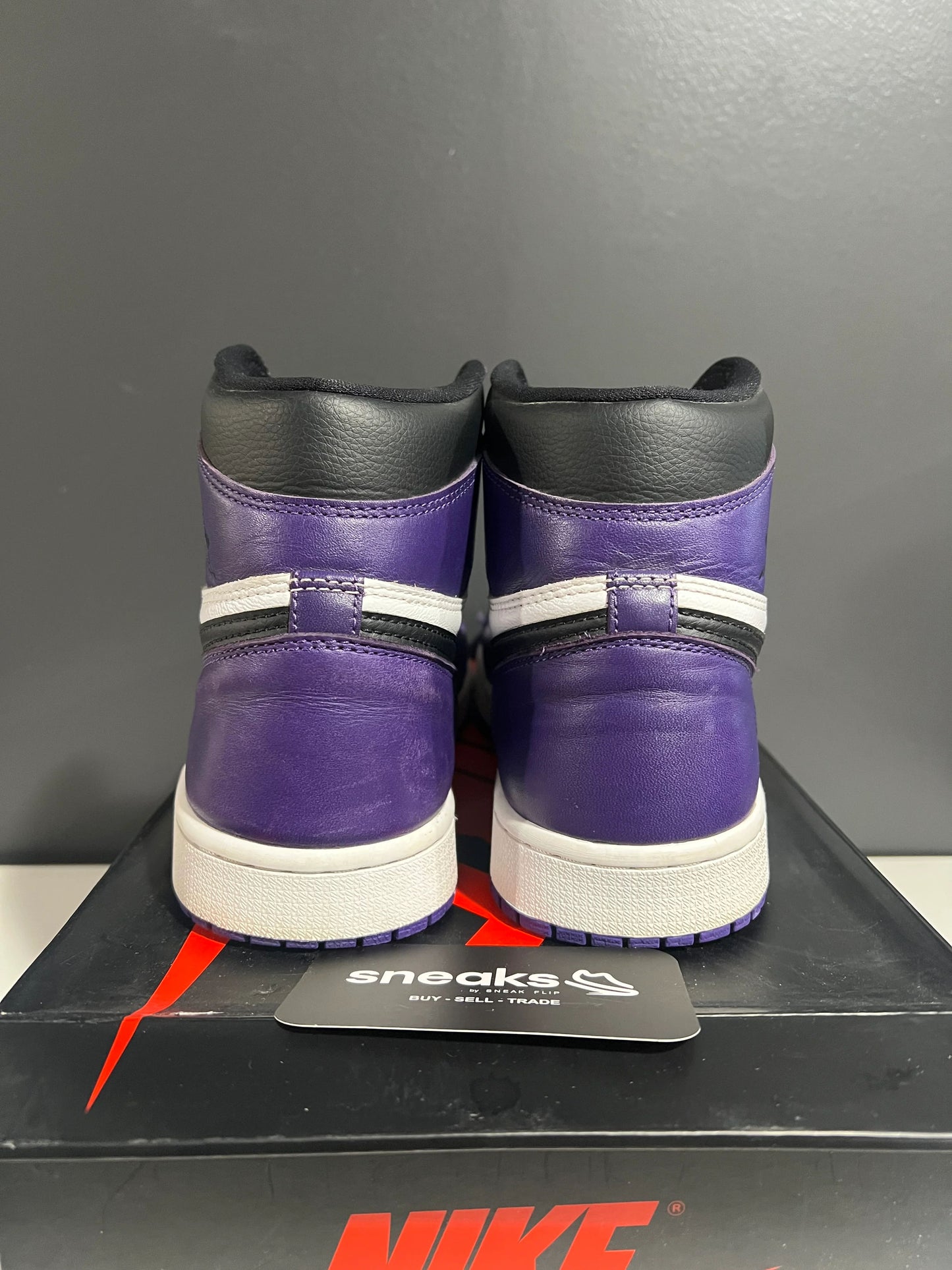 Jordan 1 Retro High Court Purple White - Used