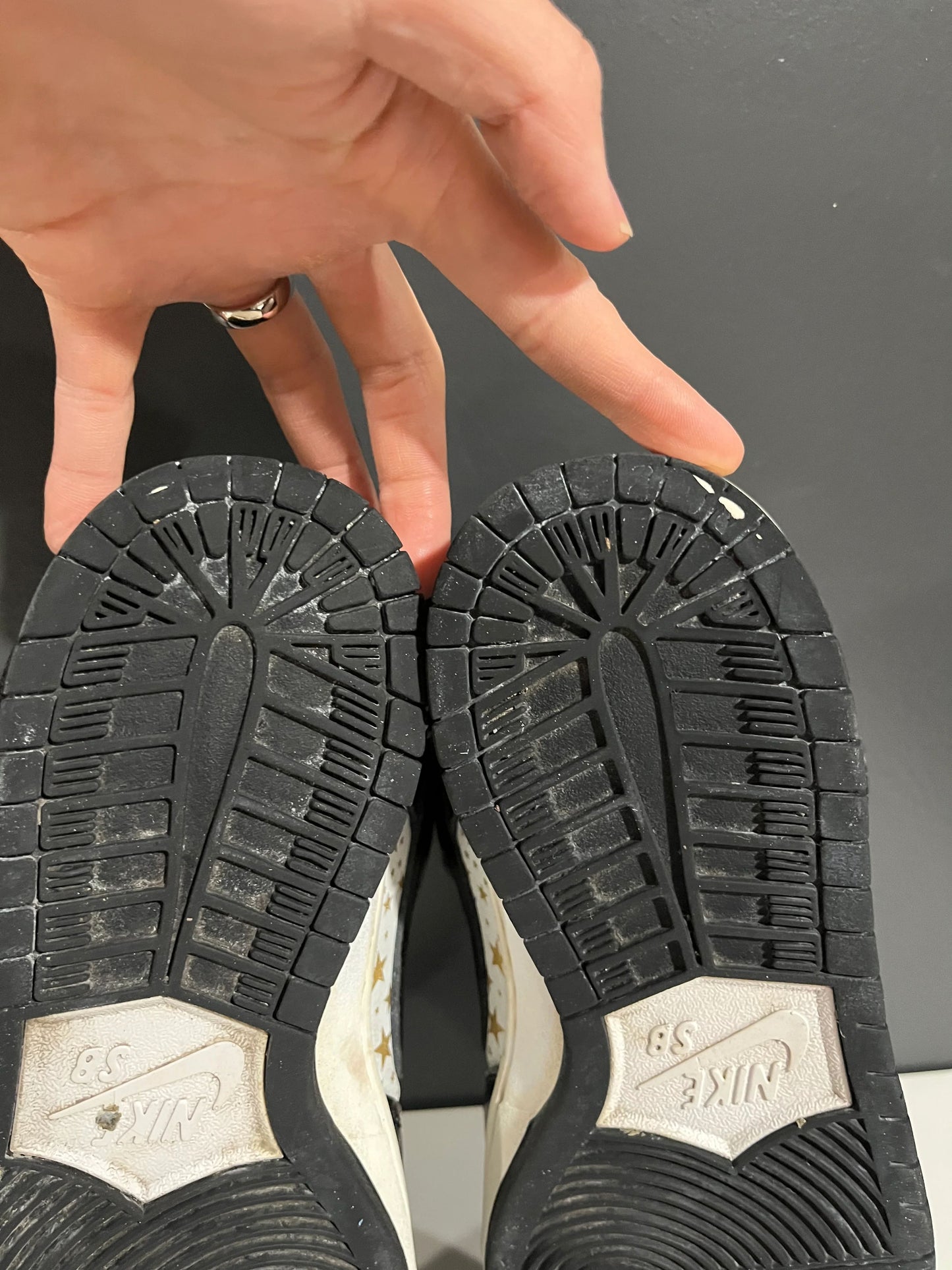 Nike SB Dunk Low Supreme Stars Black (2021) - Used