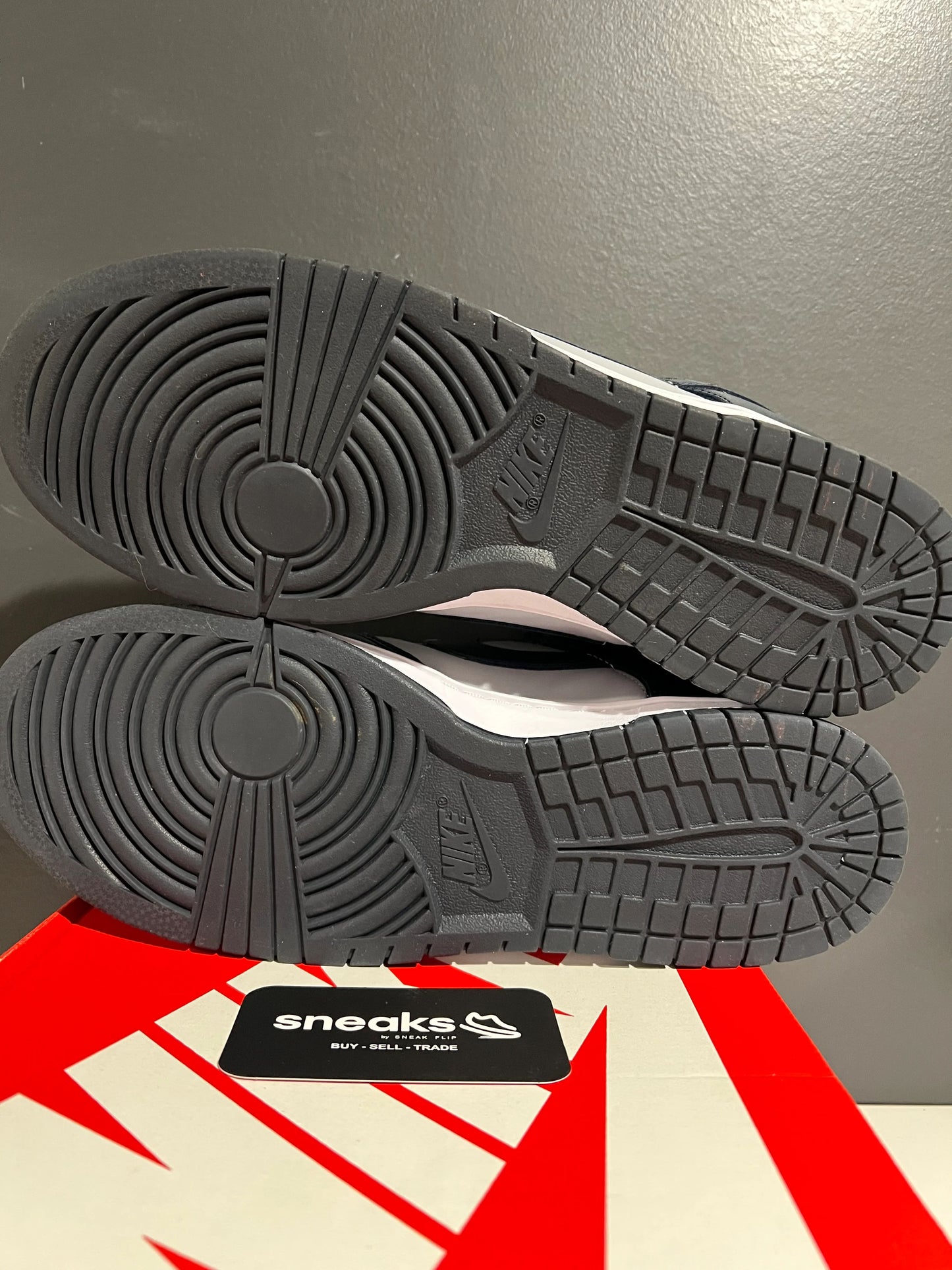 Nike Dunk Low Georgetown - Used