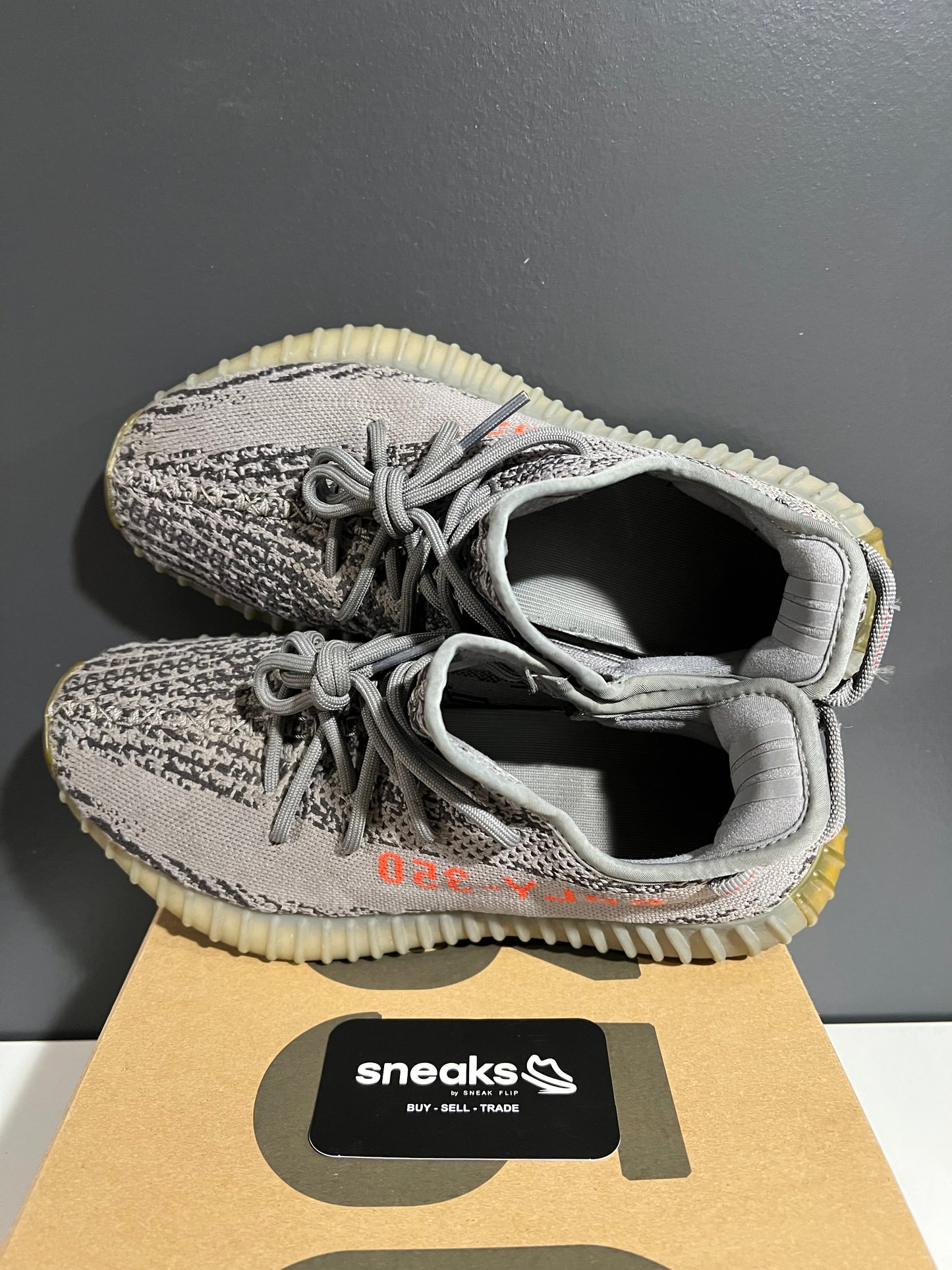 USED Yeezy Boost 350 V2 Beluga 2.0 AH2203 SIZE 8M OG ALL AG25-248