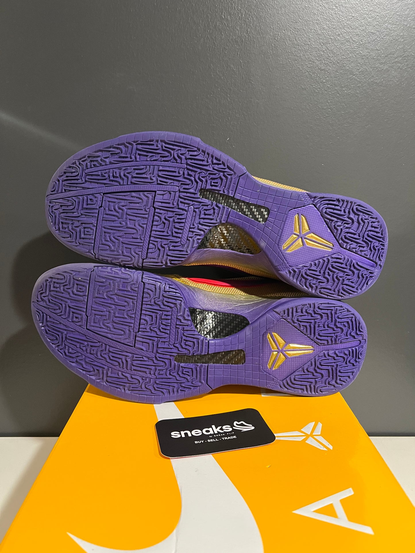 USED Undefeated x Zoom Kobe 5 Protro Hall Of Fame DA6809-700 SIZE 11.5M OG ALL AG25-199