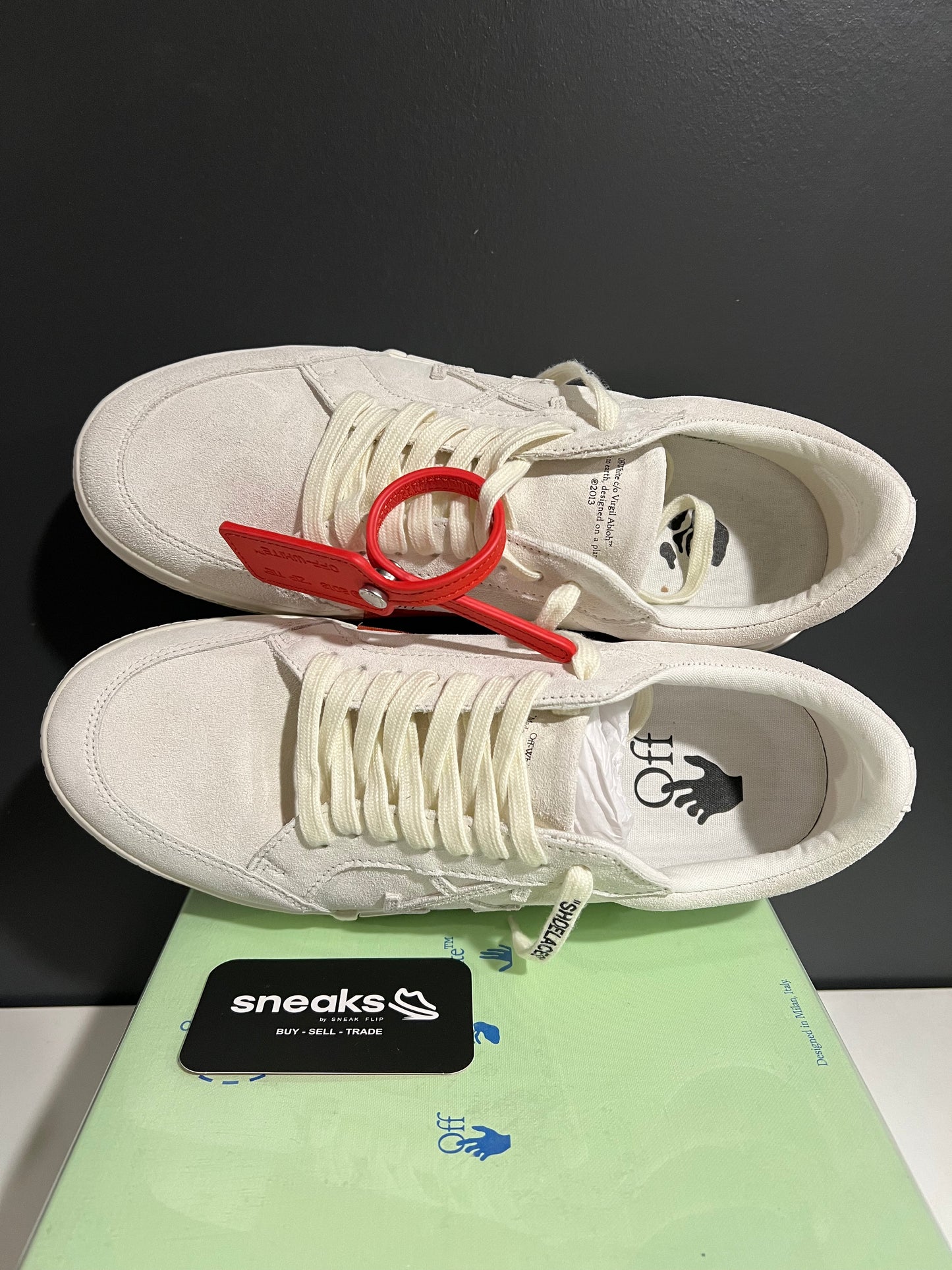 NEW Off-White Vulcanized Low Top White Suede OMIA085S23LEA0010101 43EU OG ALL JY25-57