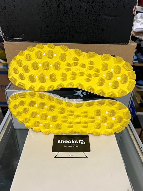 USED SIZE 9.5M adidas NMD Hu Pharrell Inspiration Pack Clear Sky - Used Damaged Box