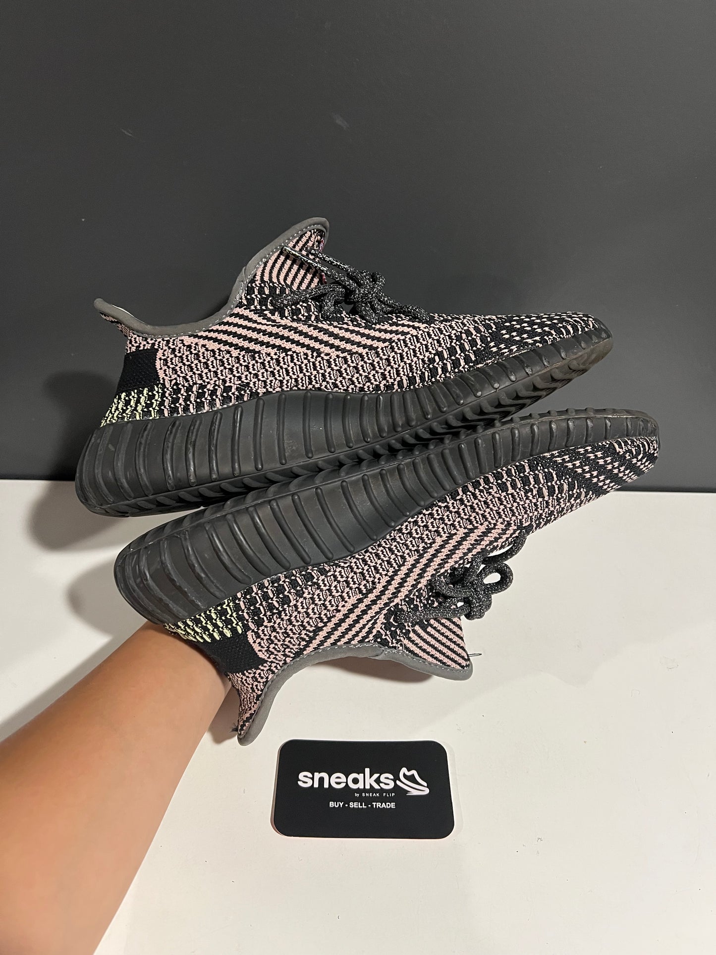 USED Yeezy Boost 350 V2 Yecheil Non-Reflective FW5190 SIZE 9M NO BOX AG25-316