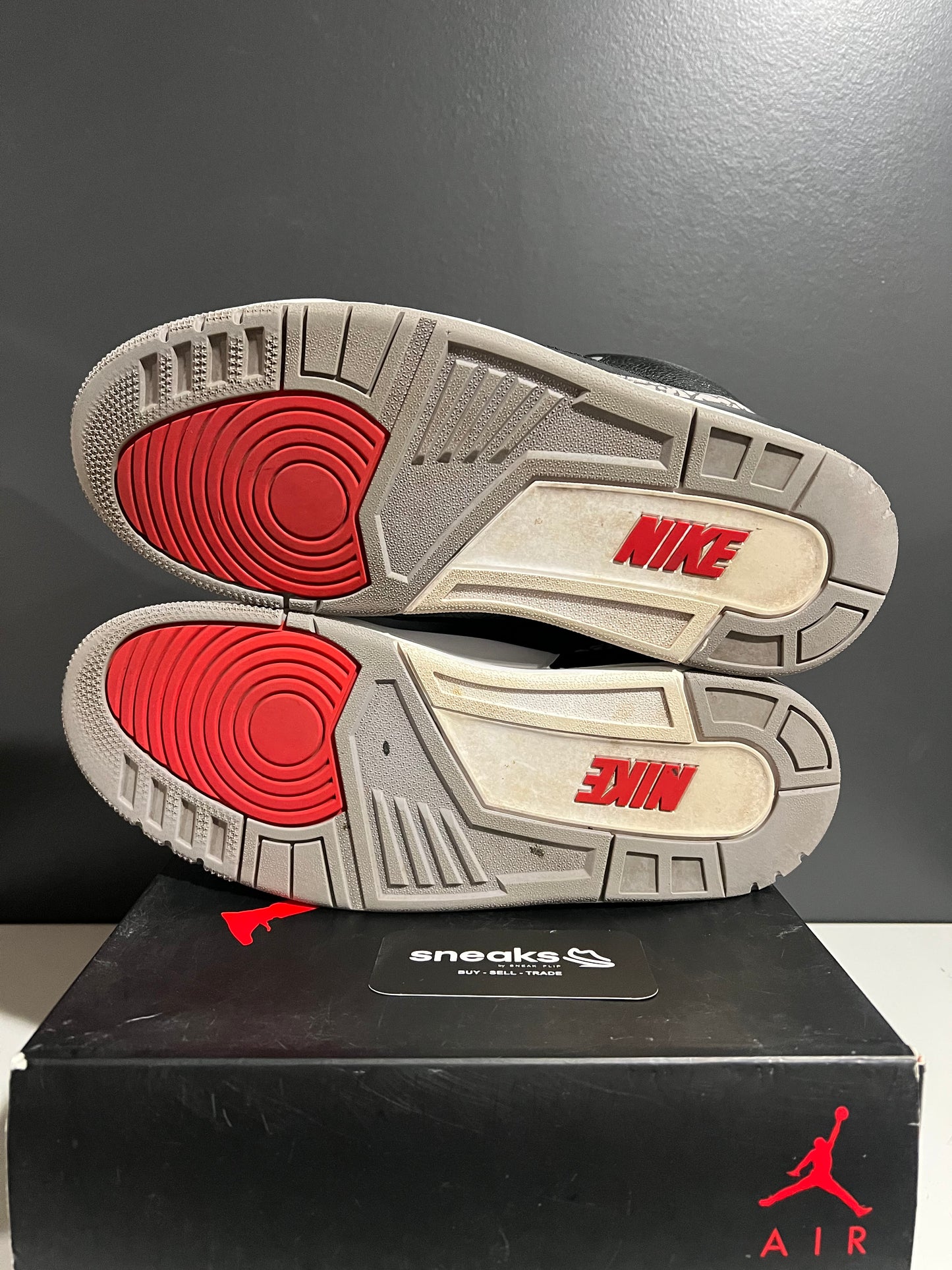 USED Air Jordan 3 Retro OG Black Cement 2018 854262-001 SIZE 10M OG ALL JY25-92