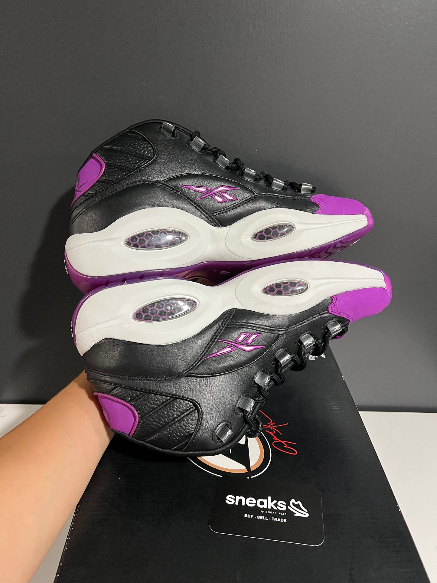 USED Question Mid Black Aubergine GX0240 SIZE 11M OG ALL JY25-192