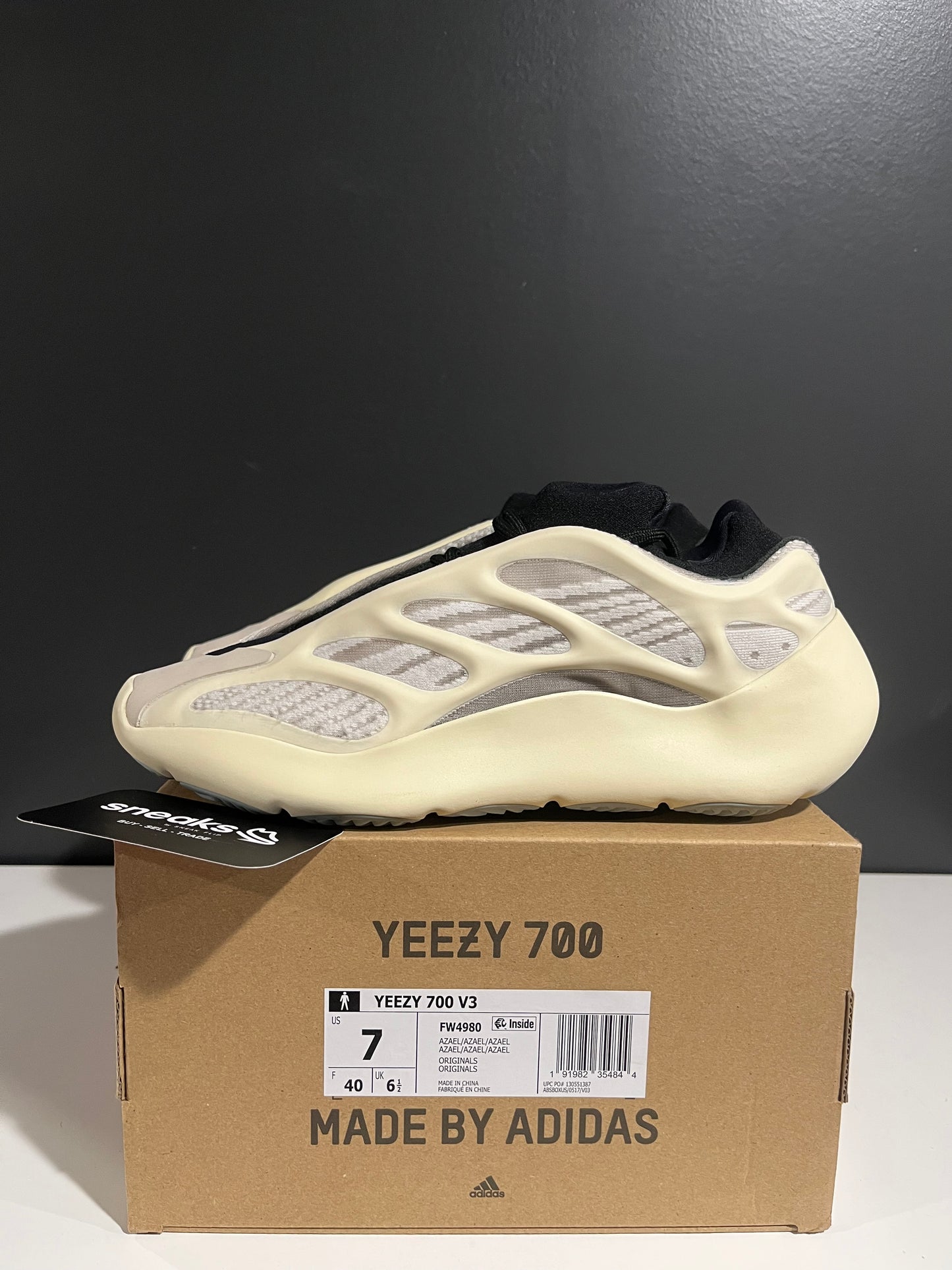 USED Yeezy 700 V3 Azael FW4980 SIZE 7M OG ALL