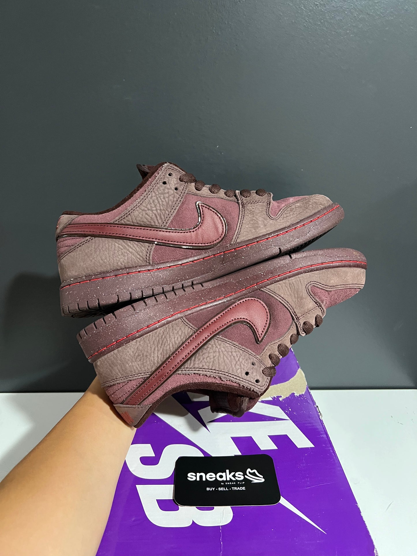 USED Dunk Low Premium SB City of Love Collection Burgundy Crush FN0619-600 SIZE 10M OG ALL AG25-360