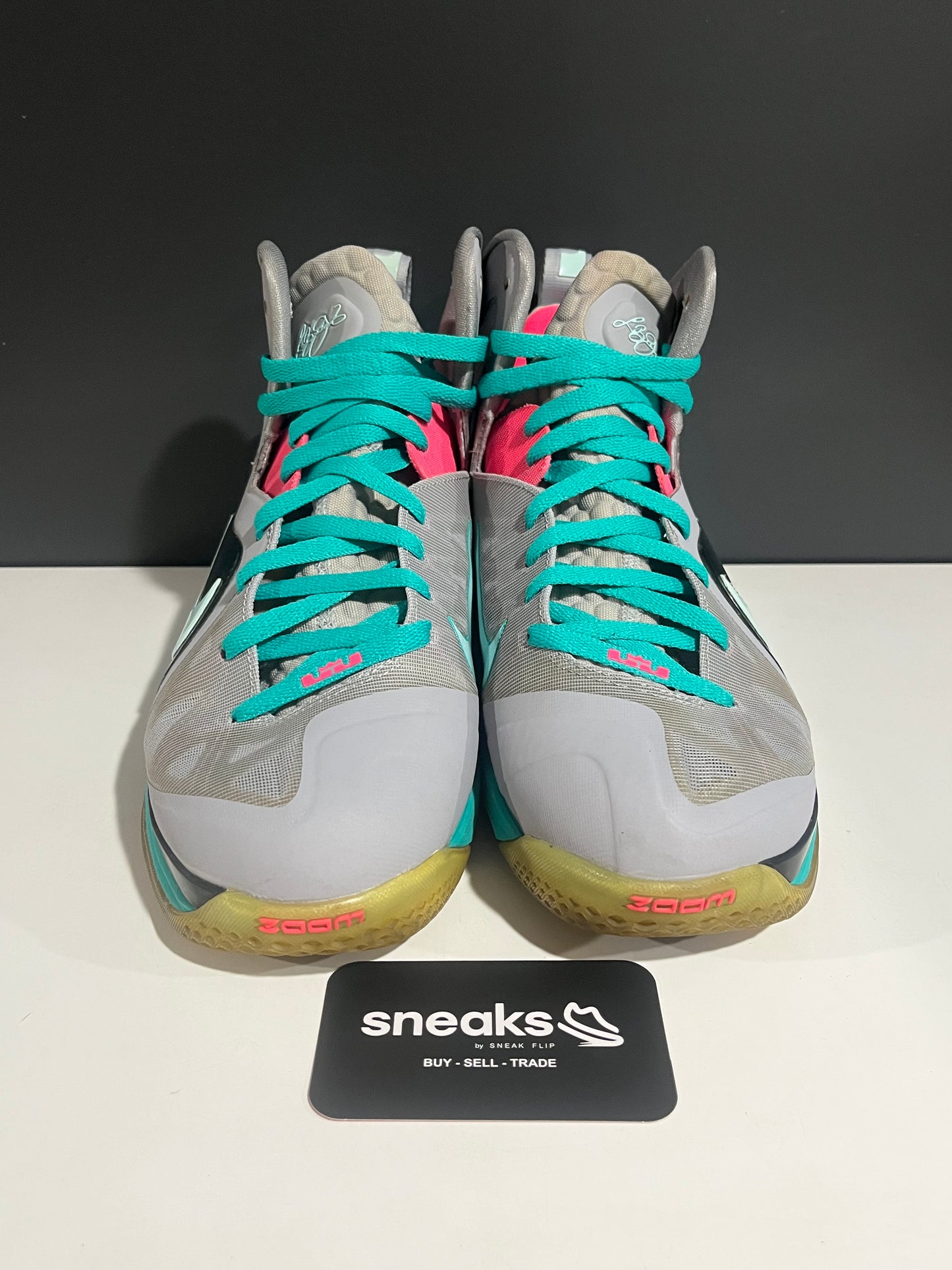 USED LeBron 9 P.S. Elite South Beach 516958-001 SIZE 10M NO BOX JY25-164