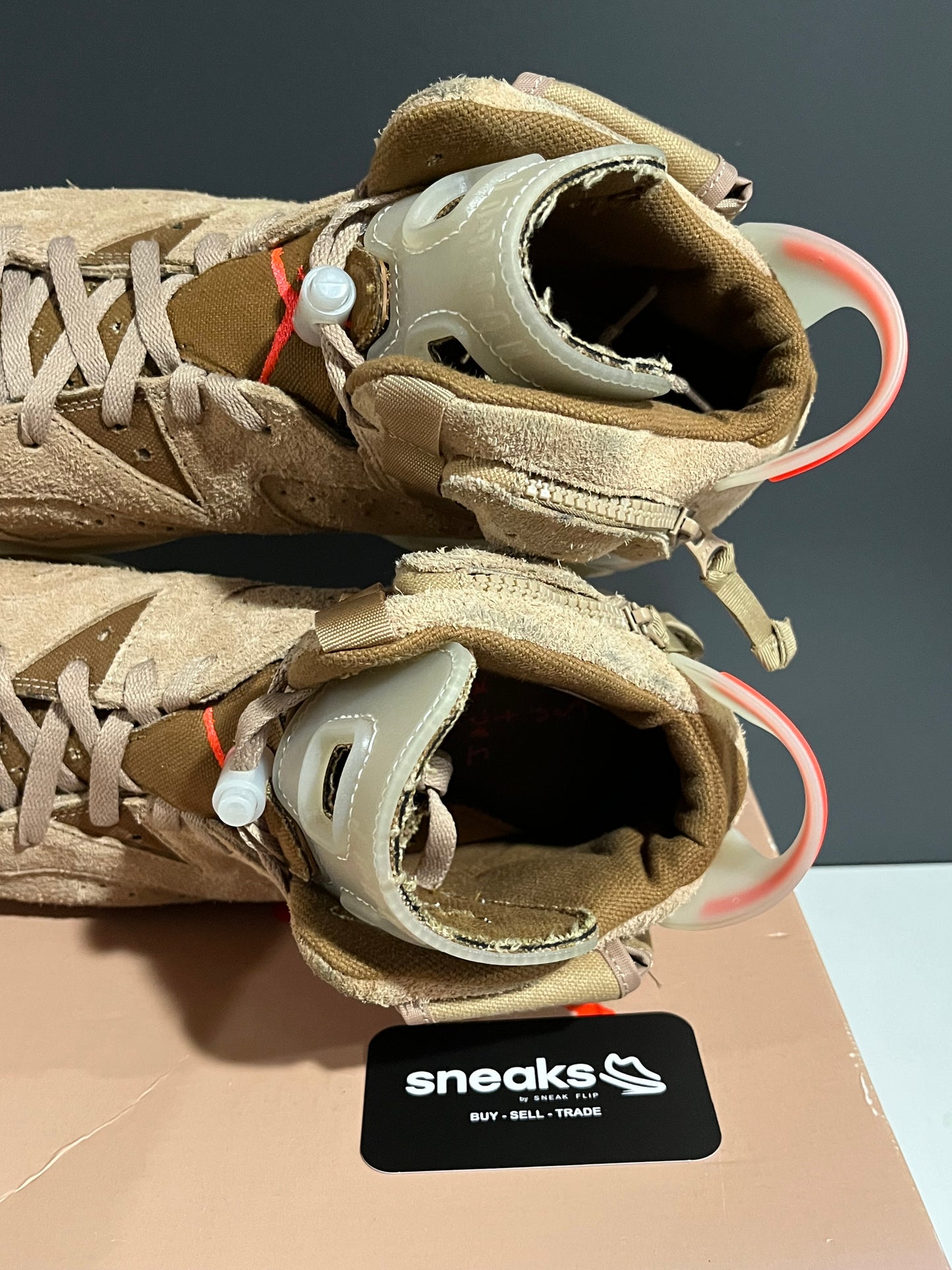 USED Travis Scott x Air Jordan 6 Retro British Khaki DH0690-200 SIZE 10.5M OG ALL JY25-68