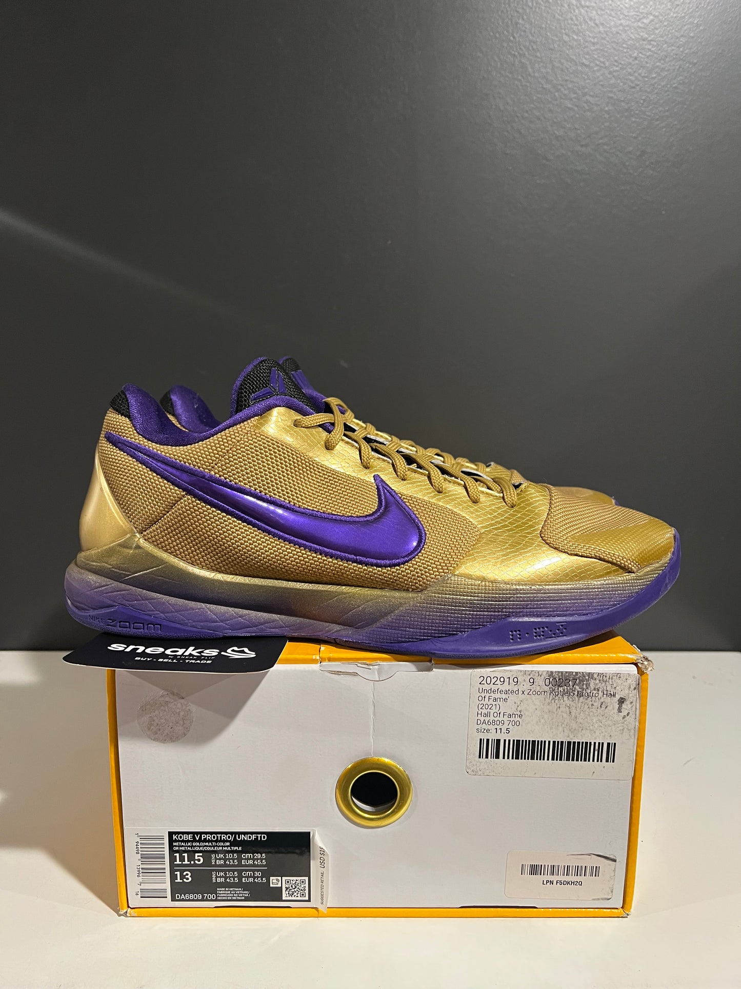 USED Undefeated x Zoom Kobe 5 Protro Hall Of Fame DA6809-700 SIZE 11.5M OG ALL AG25-199