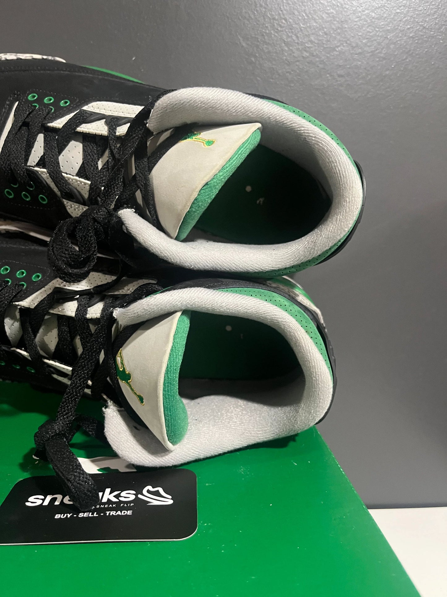 USED SIZE 12M Jordan 3 Retro Pine Green - Used