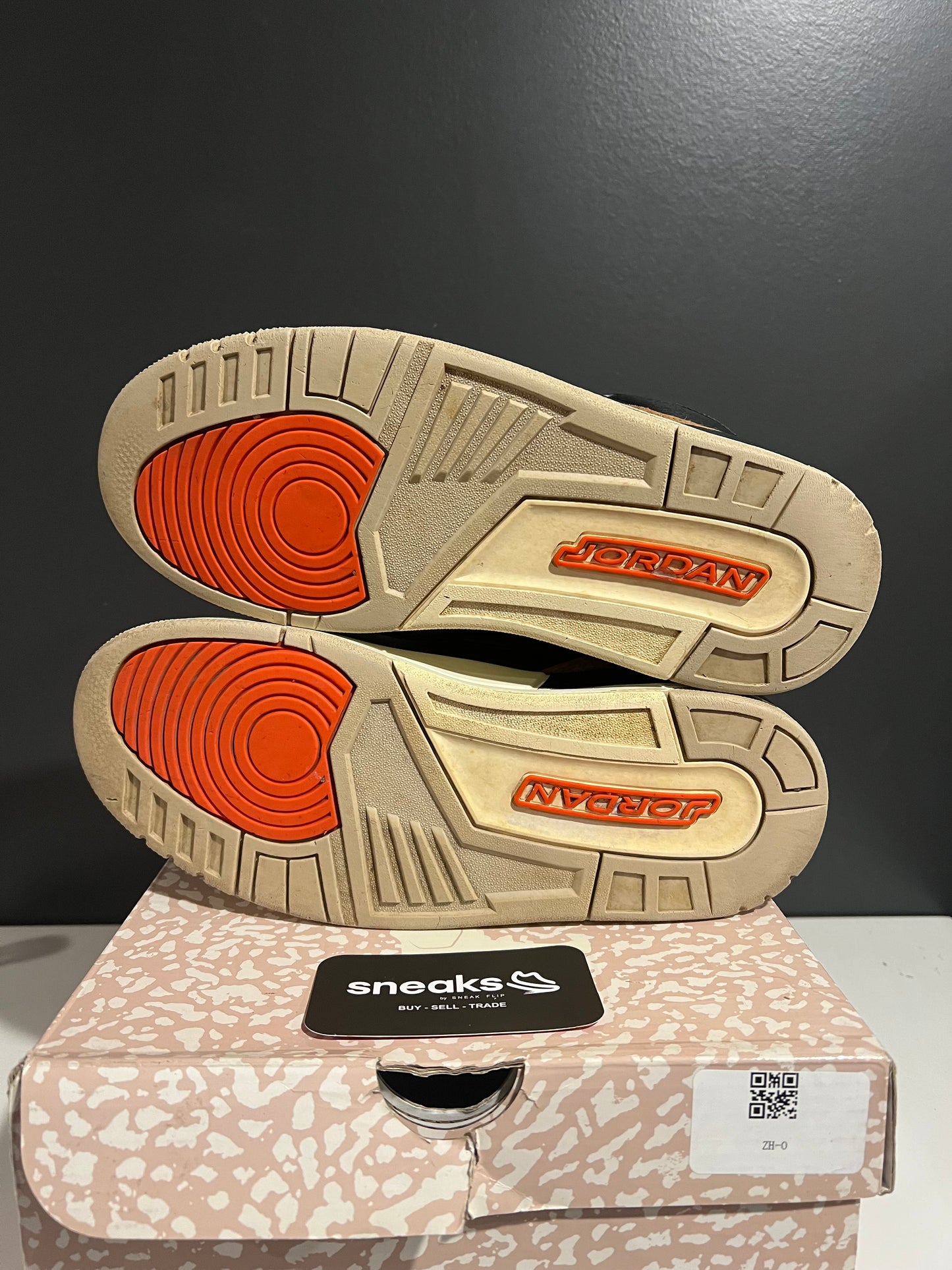 USED Air Jordan 3 Retro Desert Elephant CT8532 008 SIZE 8M OG ALL AG25-171