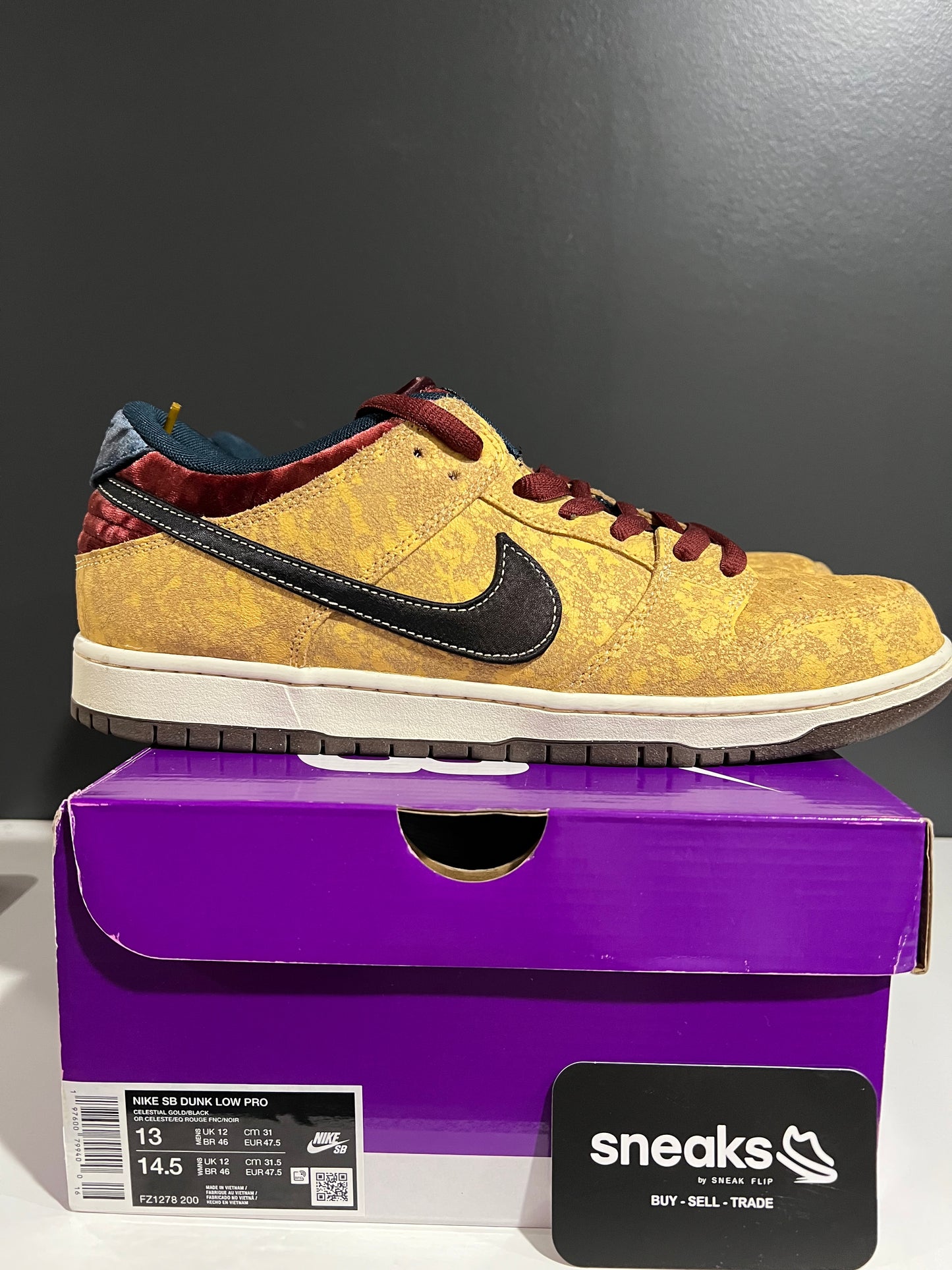 USED Dunk Low SB City of Cinema FZ1278-200 SIZE 13M OG ALL