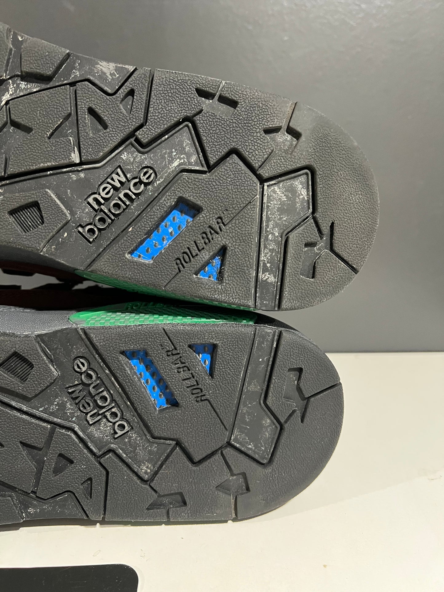 USED New Balance 580 Beef & Broccoli MT580RTB SIZE 8M NO BOX AG25-260