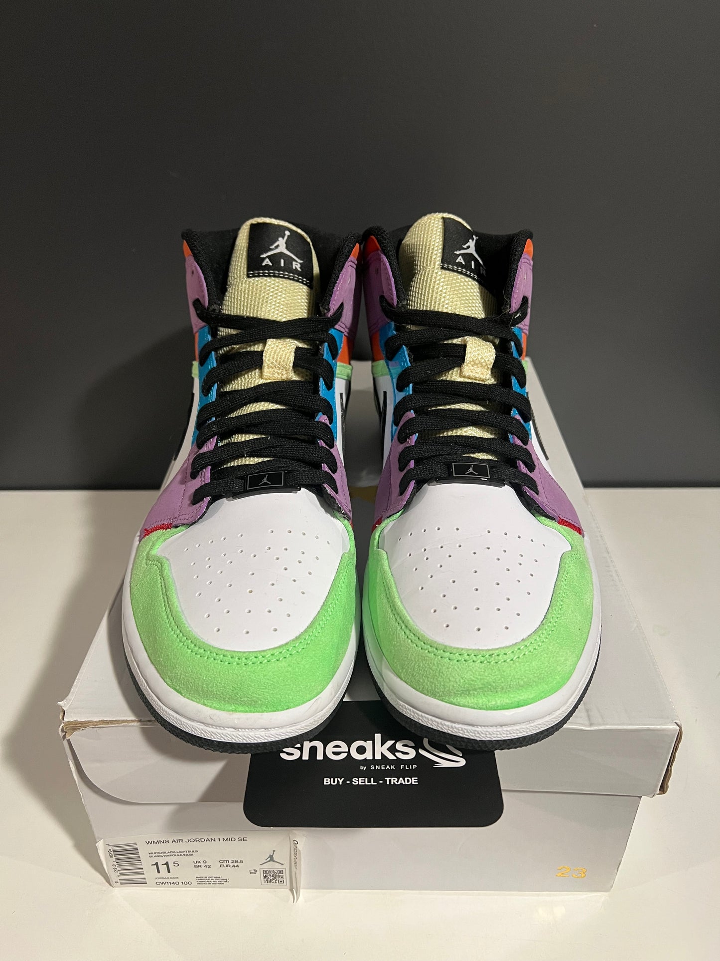 USED Wmns Air Jordan 1 Mid SE Lightbulb CW1140-100 SIZE 10M OG ALL JY25-247