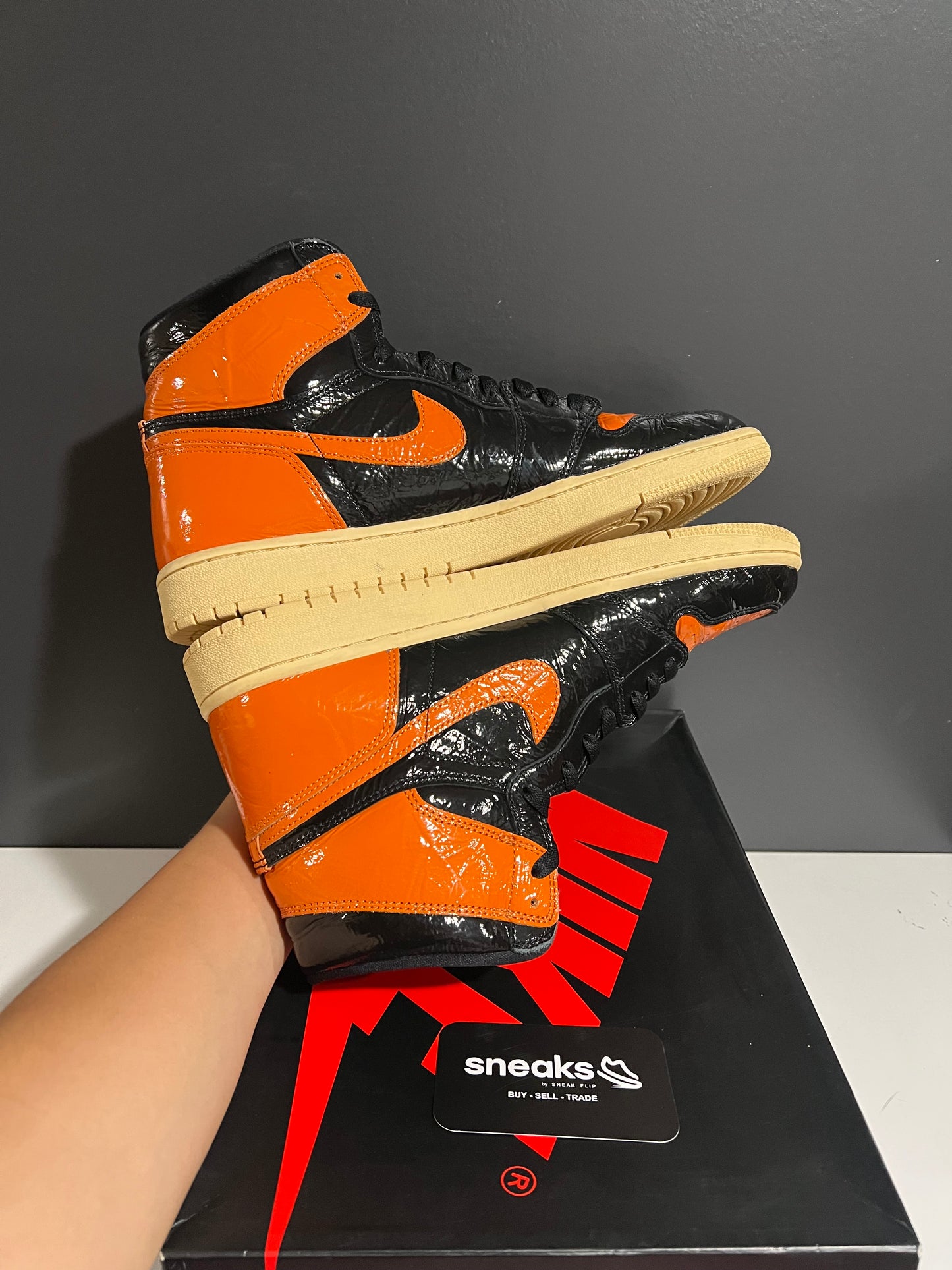 USED Air Jordan 1 Retro High OG Shattered Backboard 3.0 555088-028 SIZE 10M OG ALL JY25-253