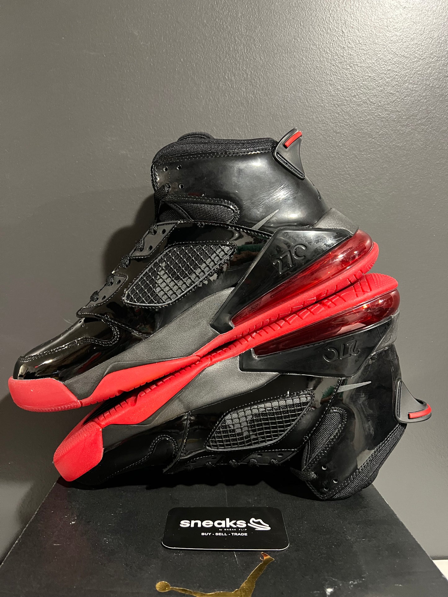 USED Jordan Mars 270 Bred CD7070-006 SIZE 11M OG ALL AG25-288