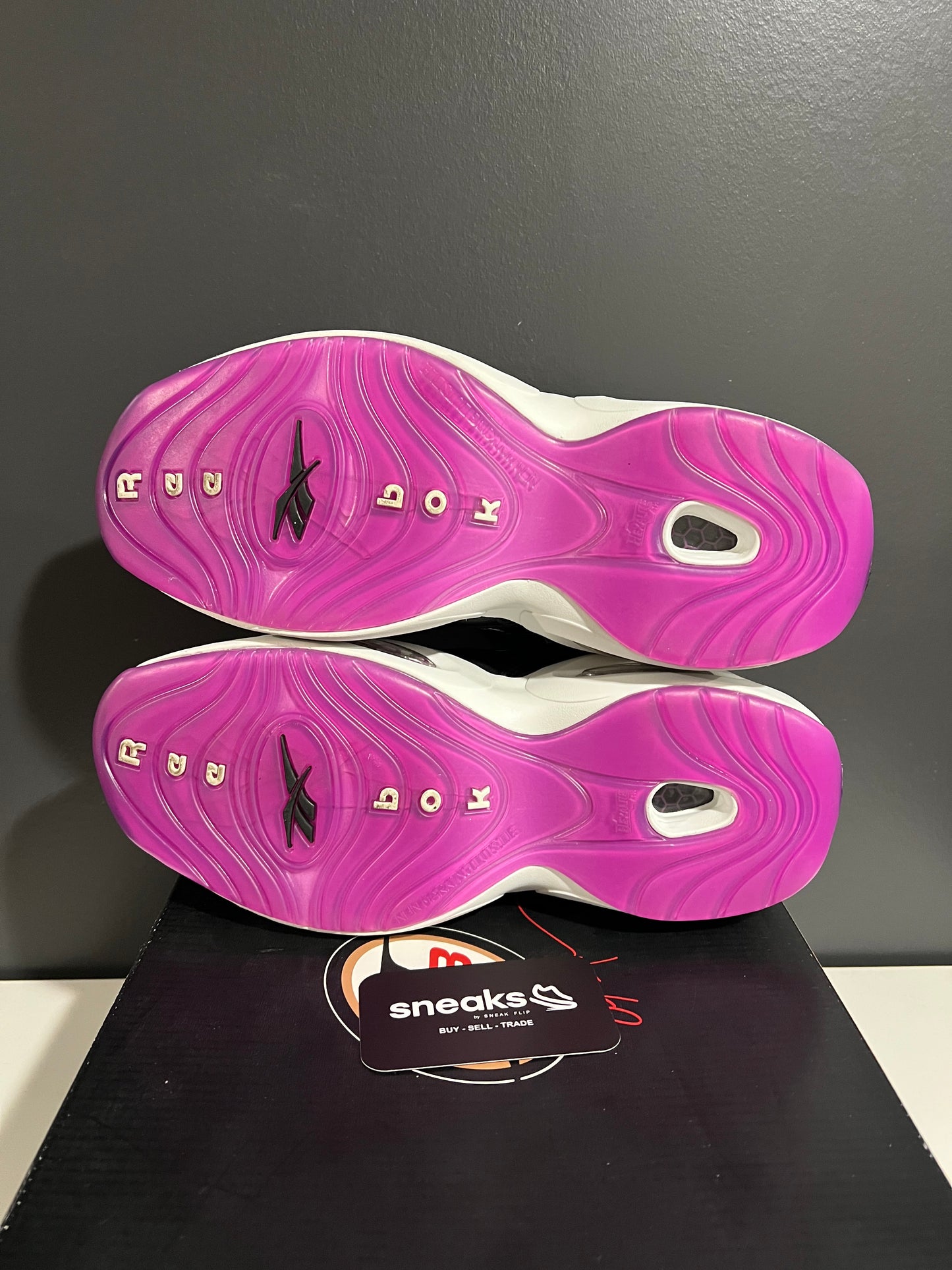 USED Question Mid Black Aubergine GX0240 SIZE 11M OG ALL JY25-192