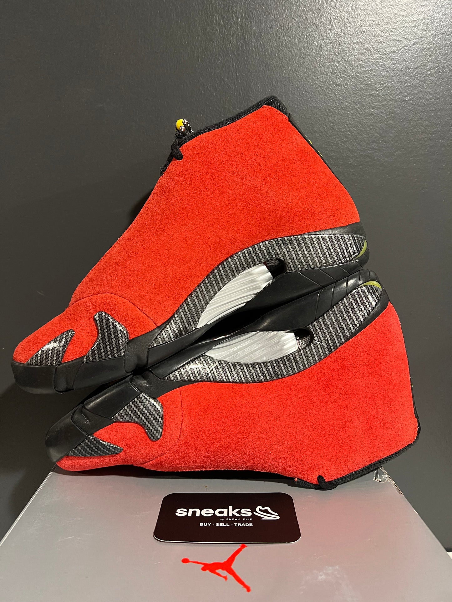 USED Air Jordan 14 Retro Ferrari 2025 IF5015-600 SIZE 9M OG ALL AG25-206