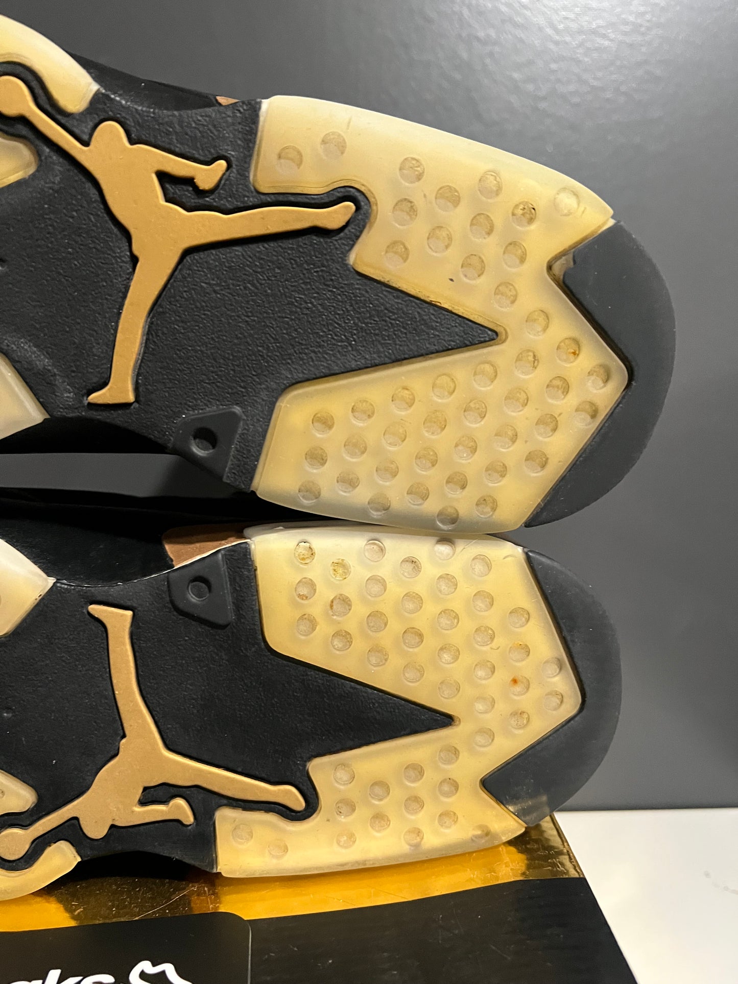USED Air Jordan 6 Retro Defining Moments 2020 CT4954-007 SIZE 10M OG ALL JY25-139