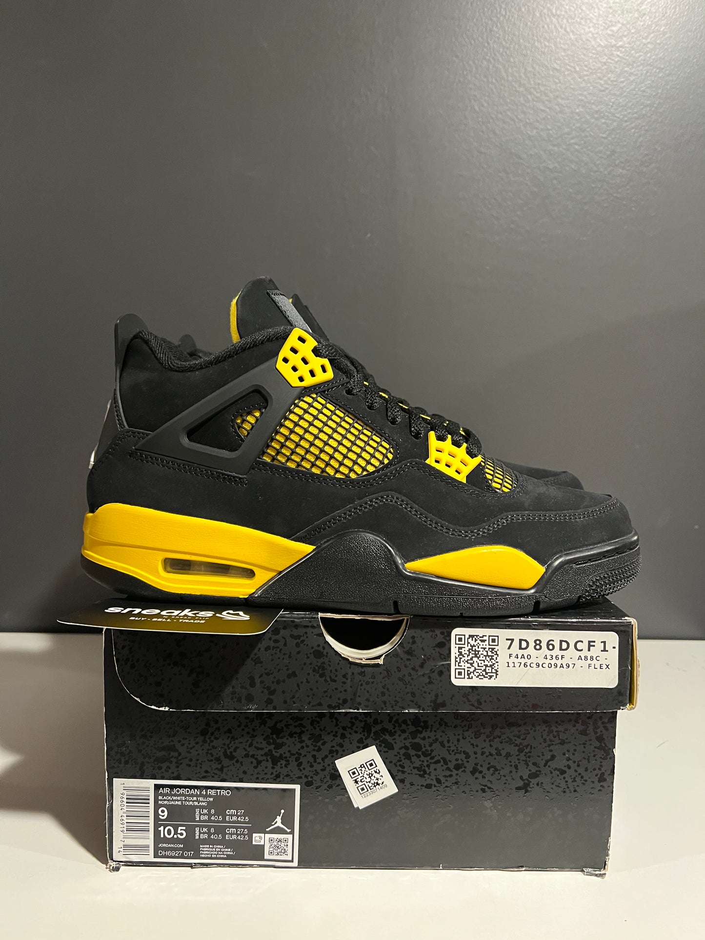 USED Air Jordan 4 Retro Thunder 2023 DH6927-017 SIZE 9M OG ALL AG25-197