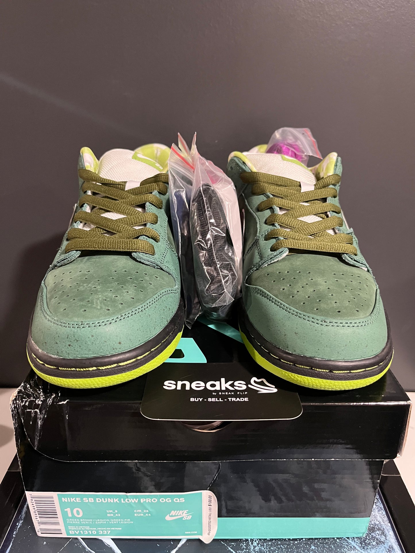 NEW Concepts Nike SB Dunk Low Green Lobster Special Box BV1310-337 SIZE 10M OG ALL JN25-325