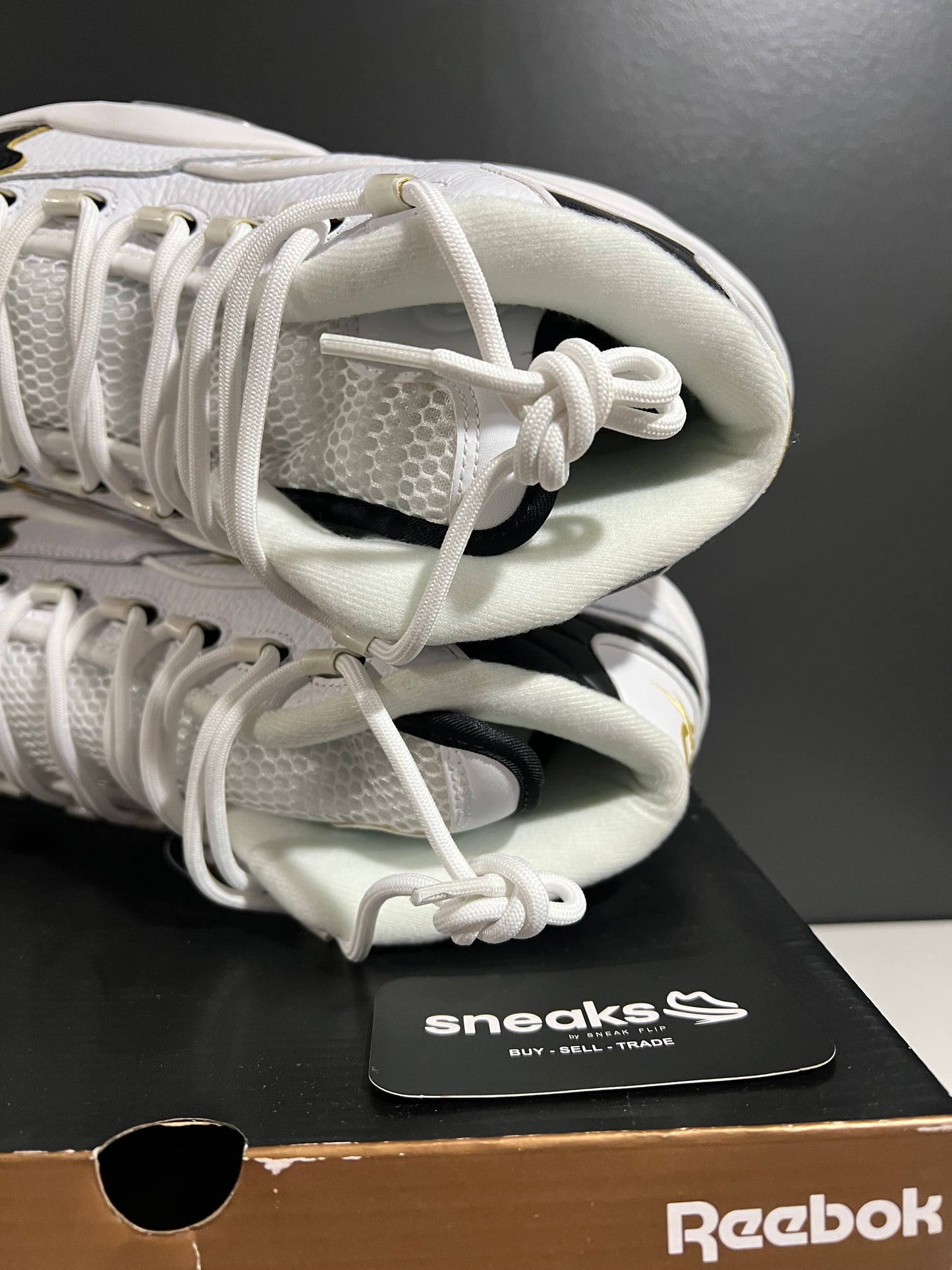 NEW Question Mid Respect My Shine EF7599 SIZE 11M OG ALL AG25-301
