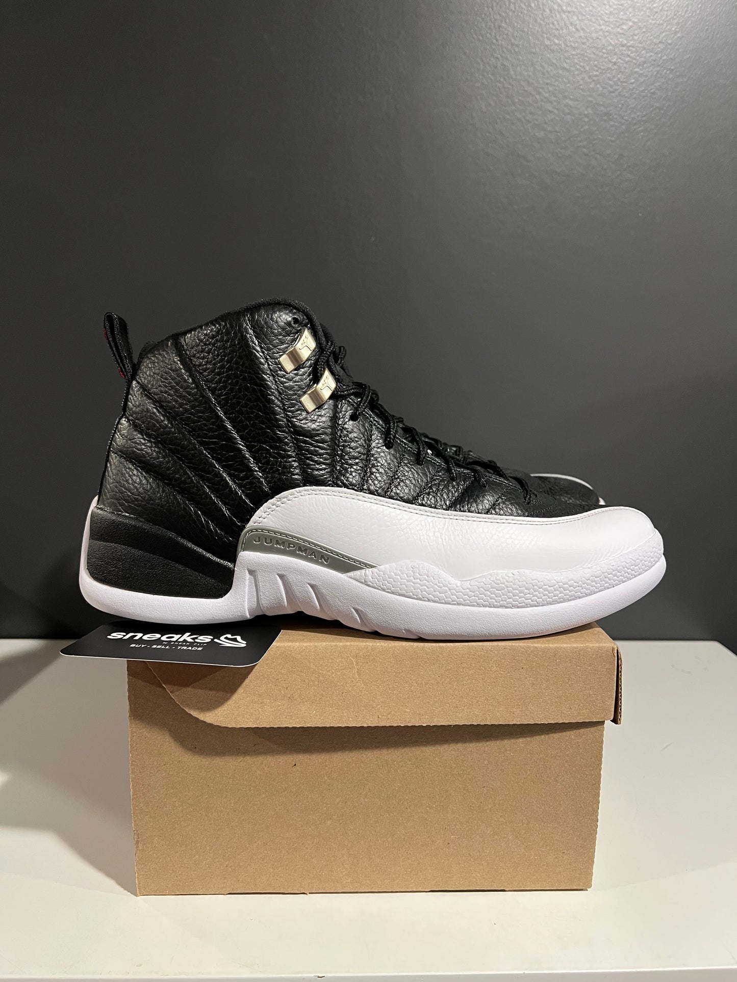 USED Air Jordan 12 Retro Playoff 2022 CT8013-006 SIZE 10.5M NO BOX JY25-101