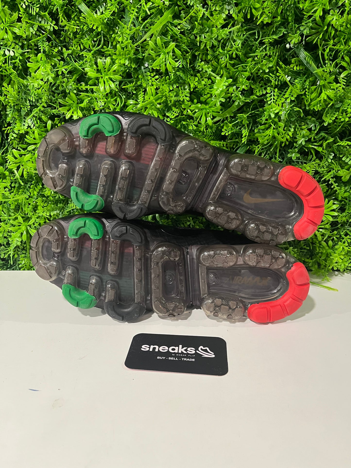 USED Air VaporMax BHM AQ0924-007 SIZE 10.5M NO BOX