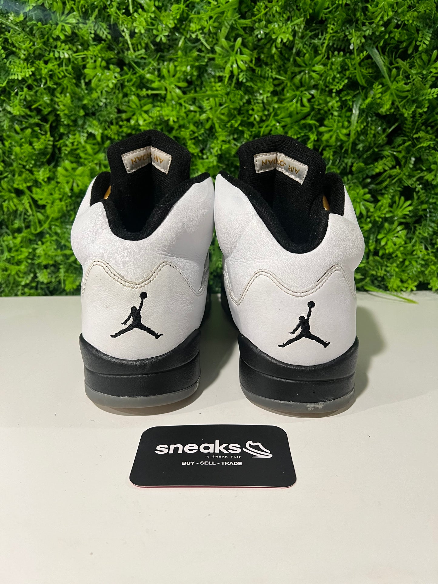 Air Jordan 5 Retro Olympic 136027-133 SIZE 9.5 USED NO BOX