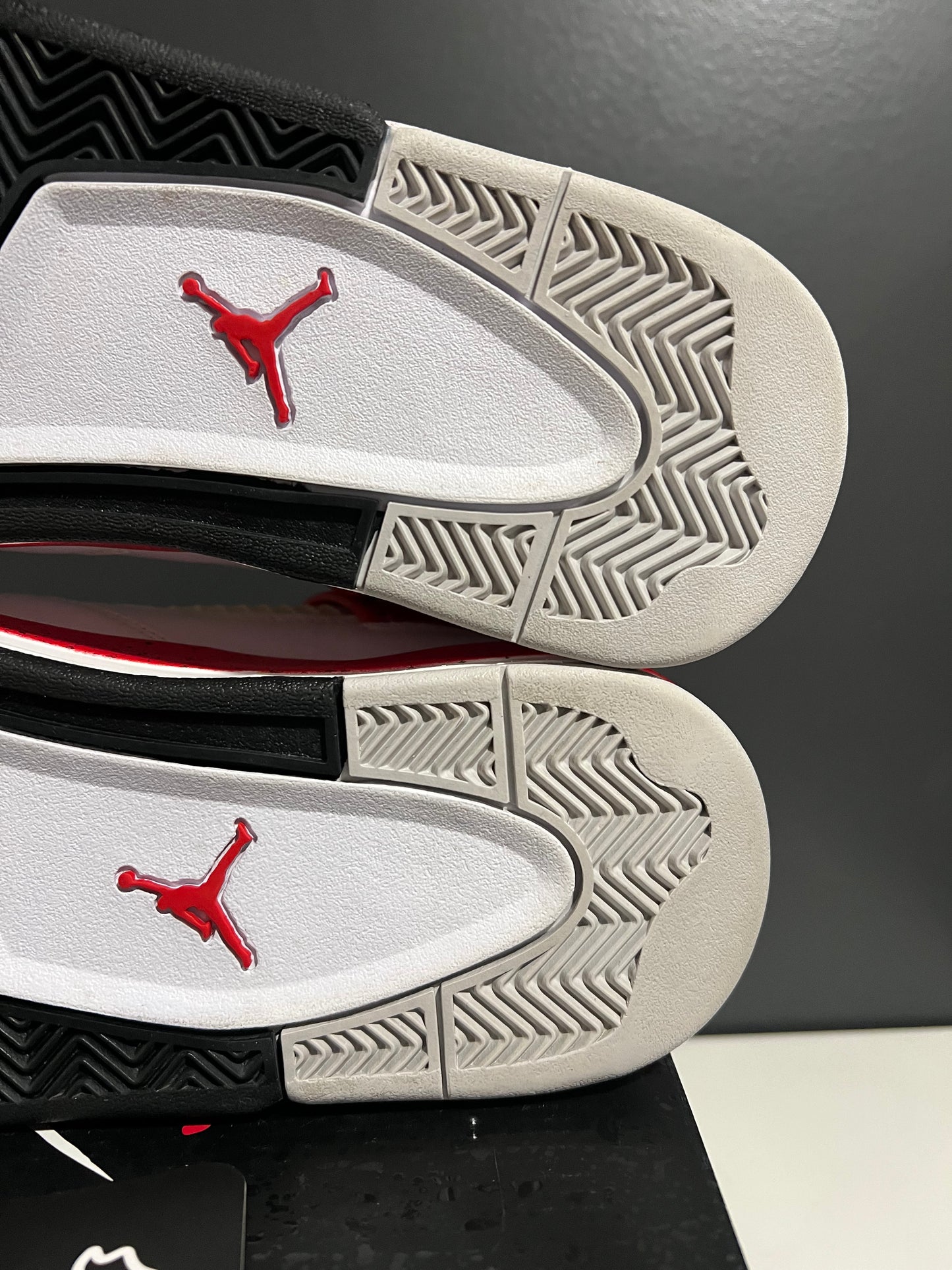 USED Air Jordan 4 Retro Red Cement DH6927-161 SIZE 8M OG ALL AG25-359