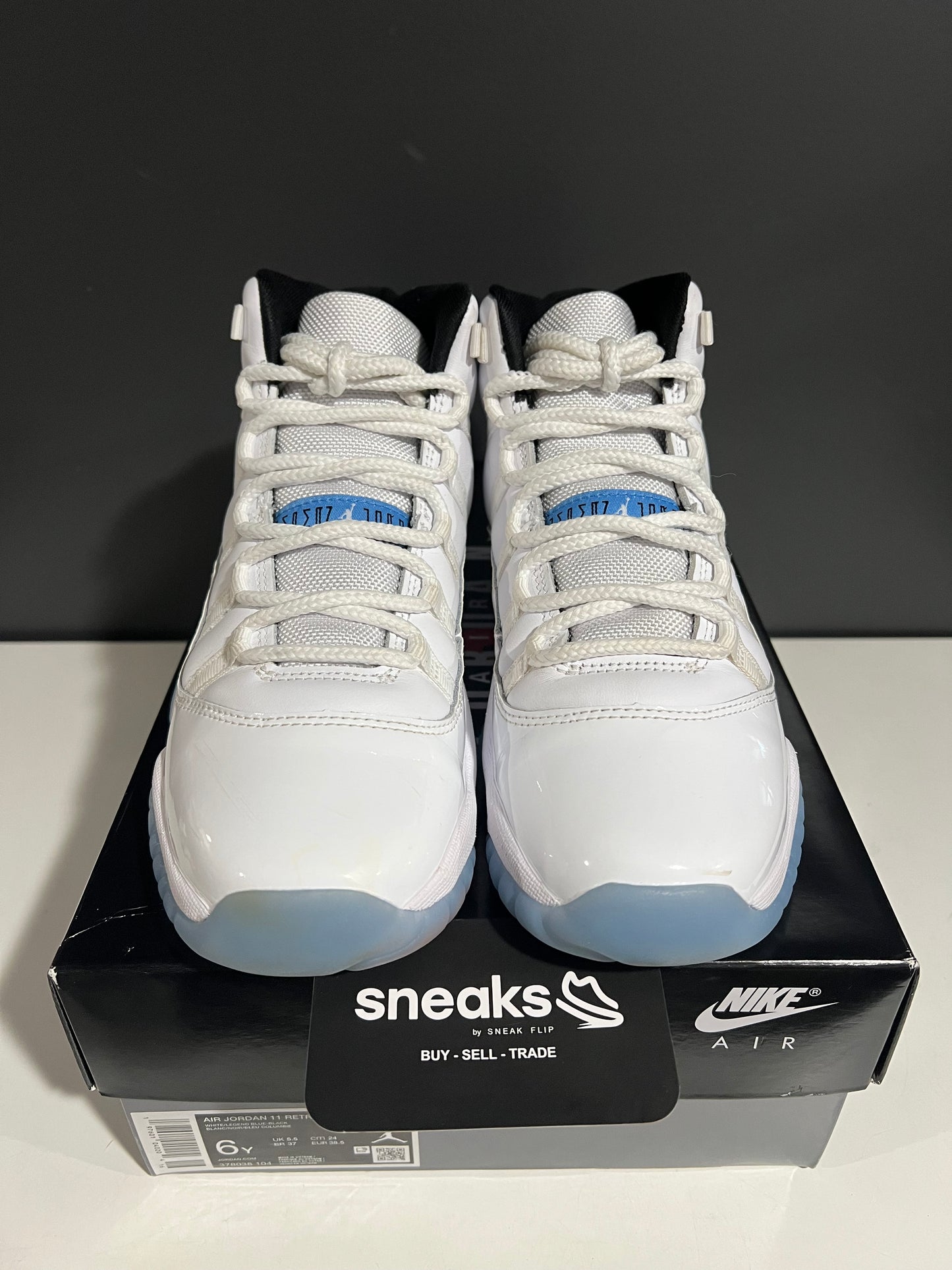 USED Air Jordan 11 Retro GS Legend Blue Columbia 2024 378038-104 SIZE 6Y OG ALL AG25-329